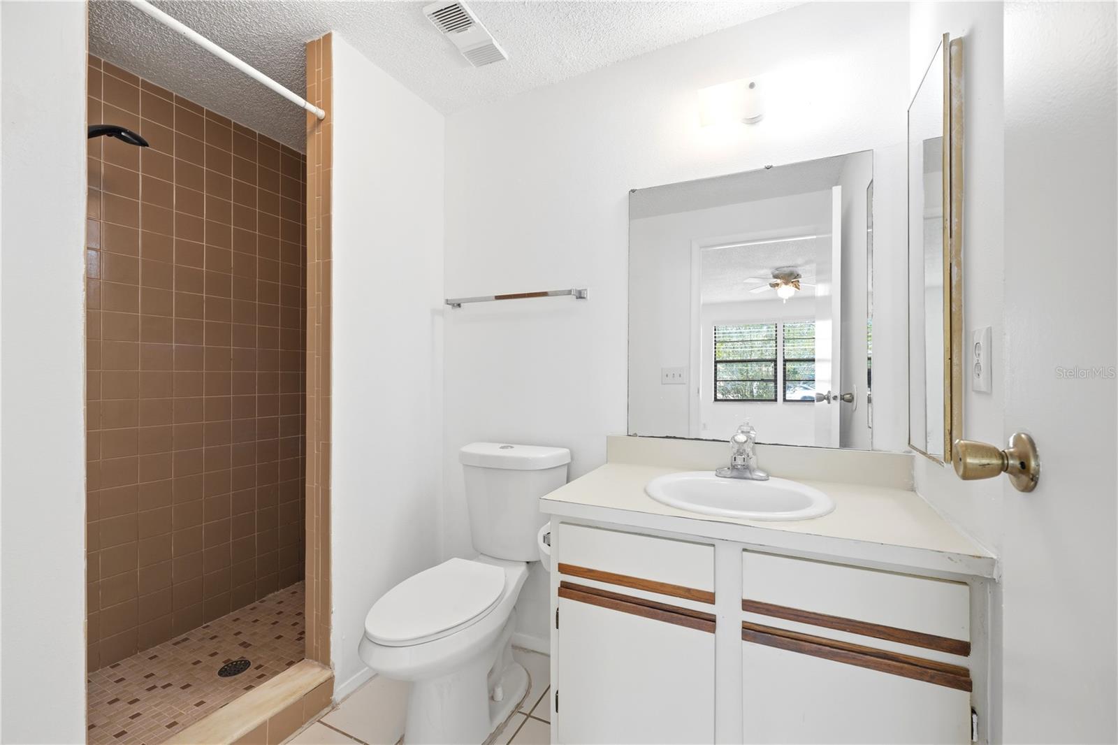 123 Loblolly Ct #b Property Photo 18