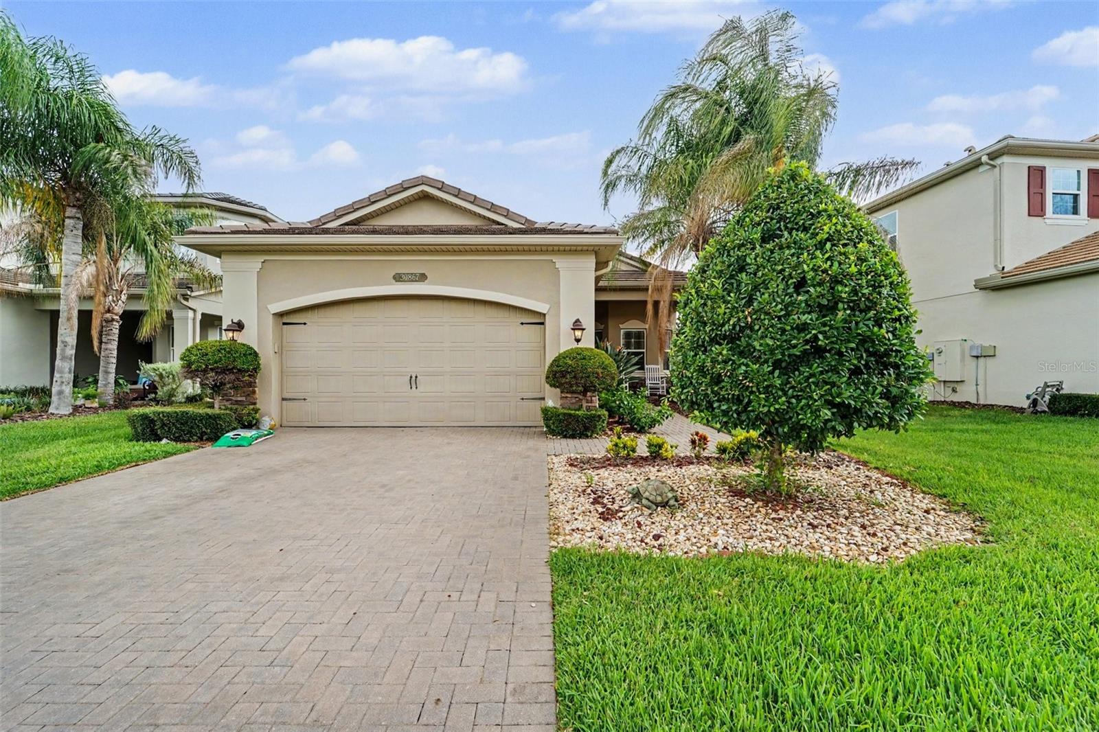 30867 Lindentree Dr Property Photo 1