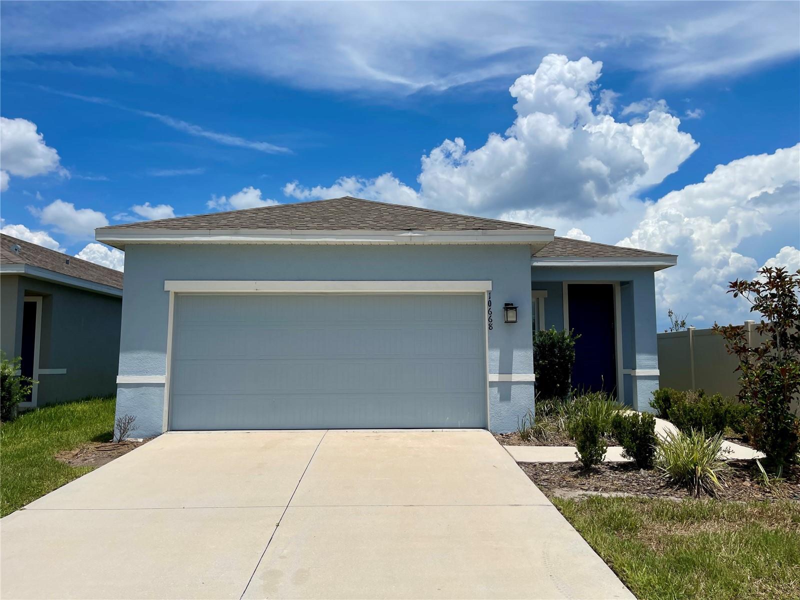 10668 OLD SYCAMORE LOOP Property Photo 1