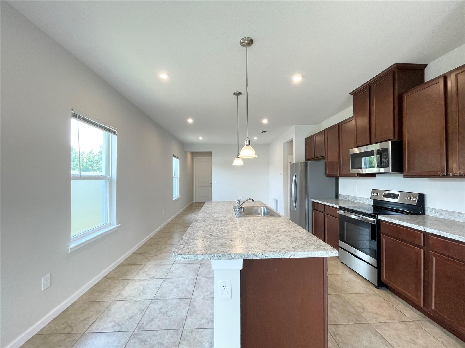 10668 Old Sycamore Loop Property Photo 7