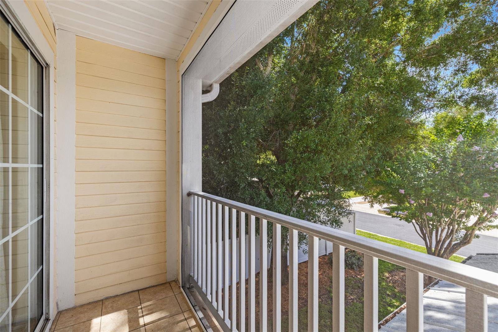 902 Woodbridge Ct Property Photo 33