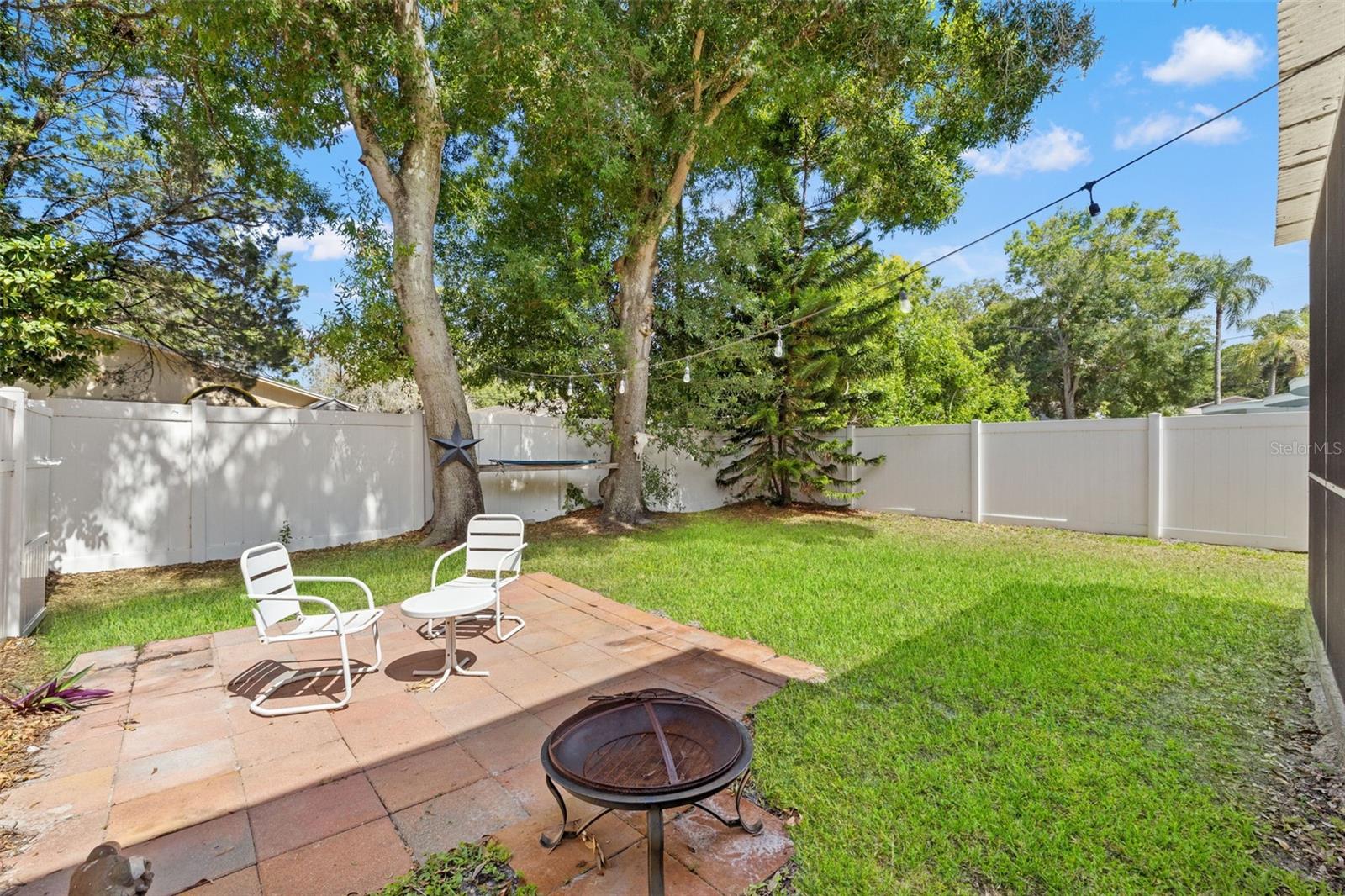 902 Woodbridge Ct Property Photo 43