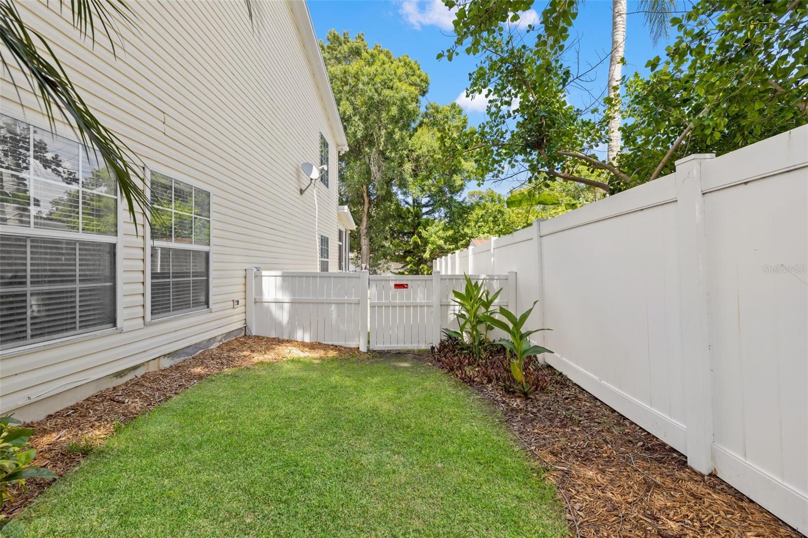 902 Woodbridge Ct Property Photo 45