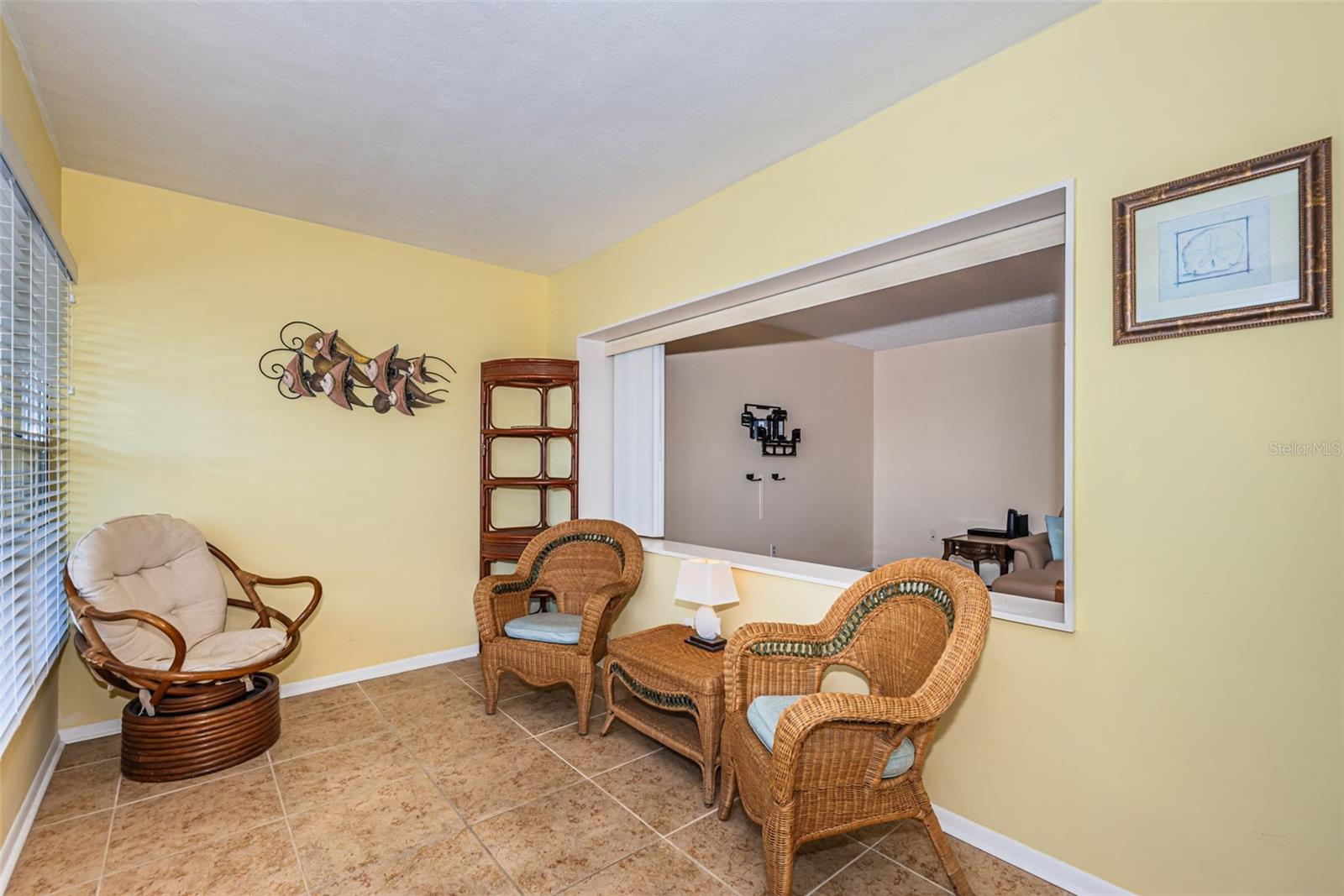 4700 Cove Cir #208 Property Photo 10