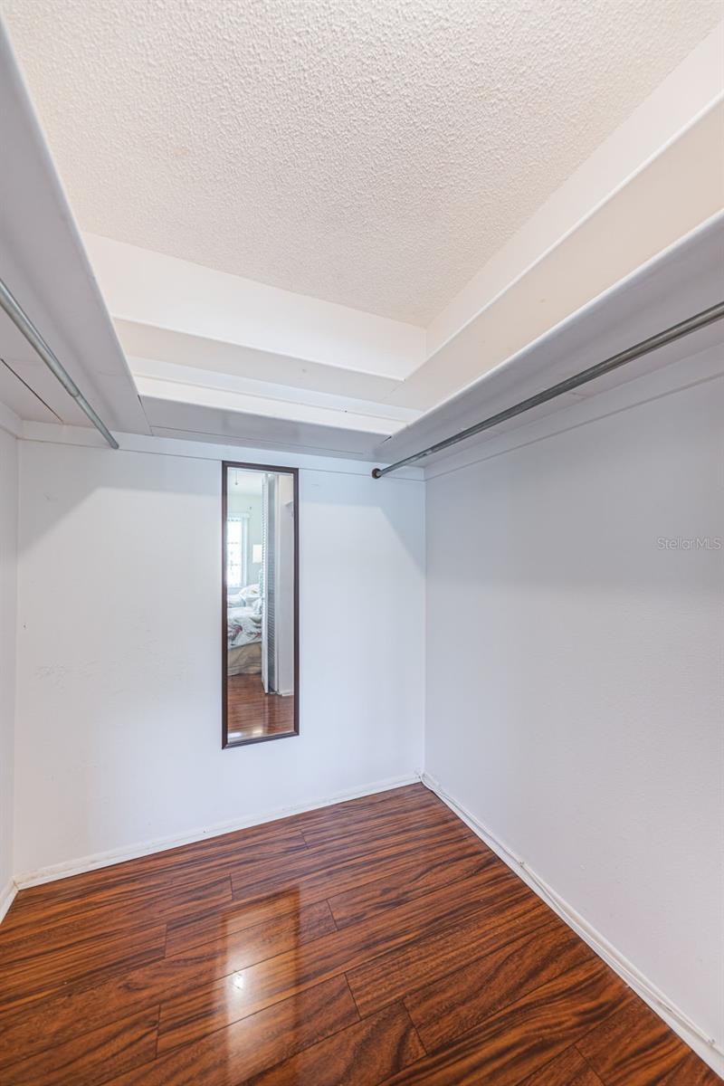 4700 Cove Cir #208 Property Photo 26