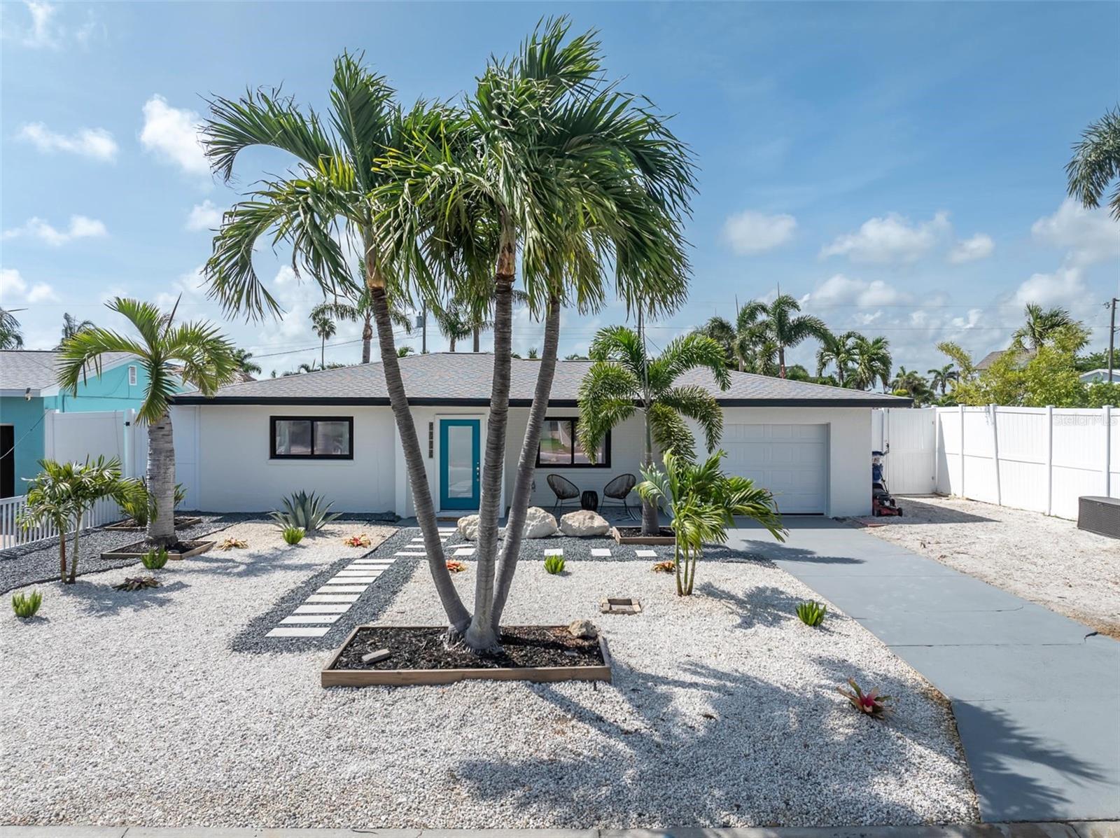 855 Boca Ciega Isle Dr Property Photo 1