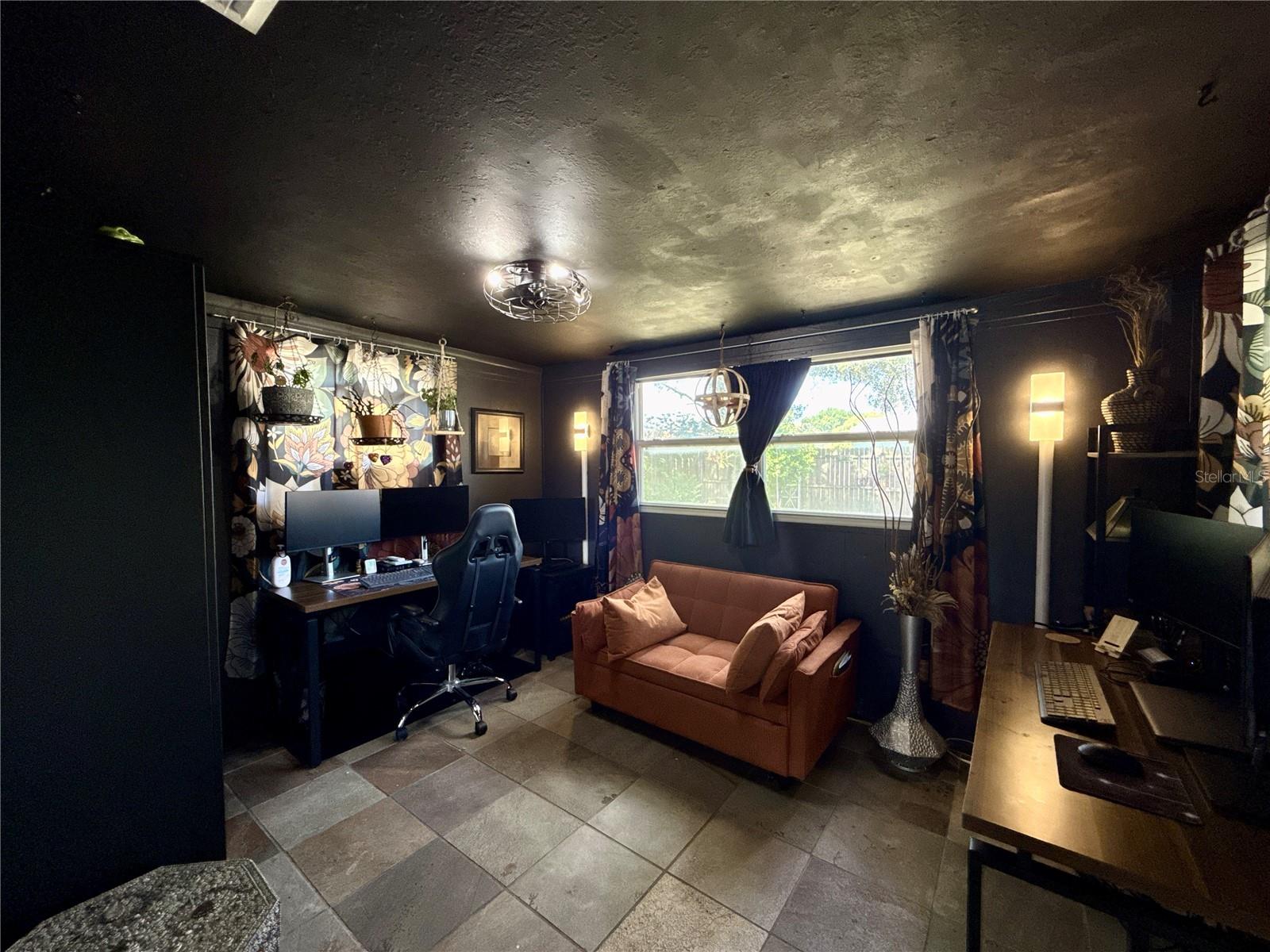 1421 Wickham Ln Property Photo 16