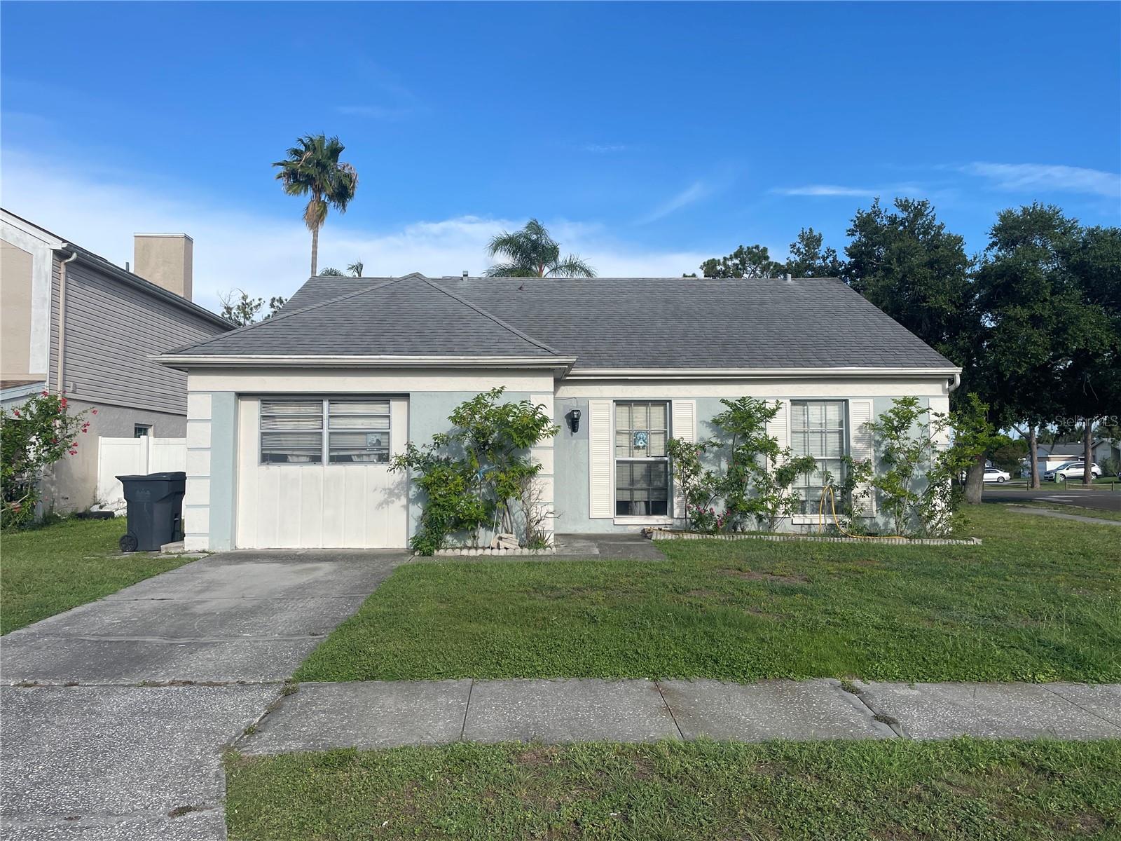 11001 Sunswept Pl Property Photo 1