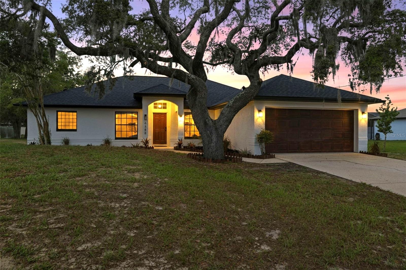 6385 India Dr Property Photo 1