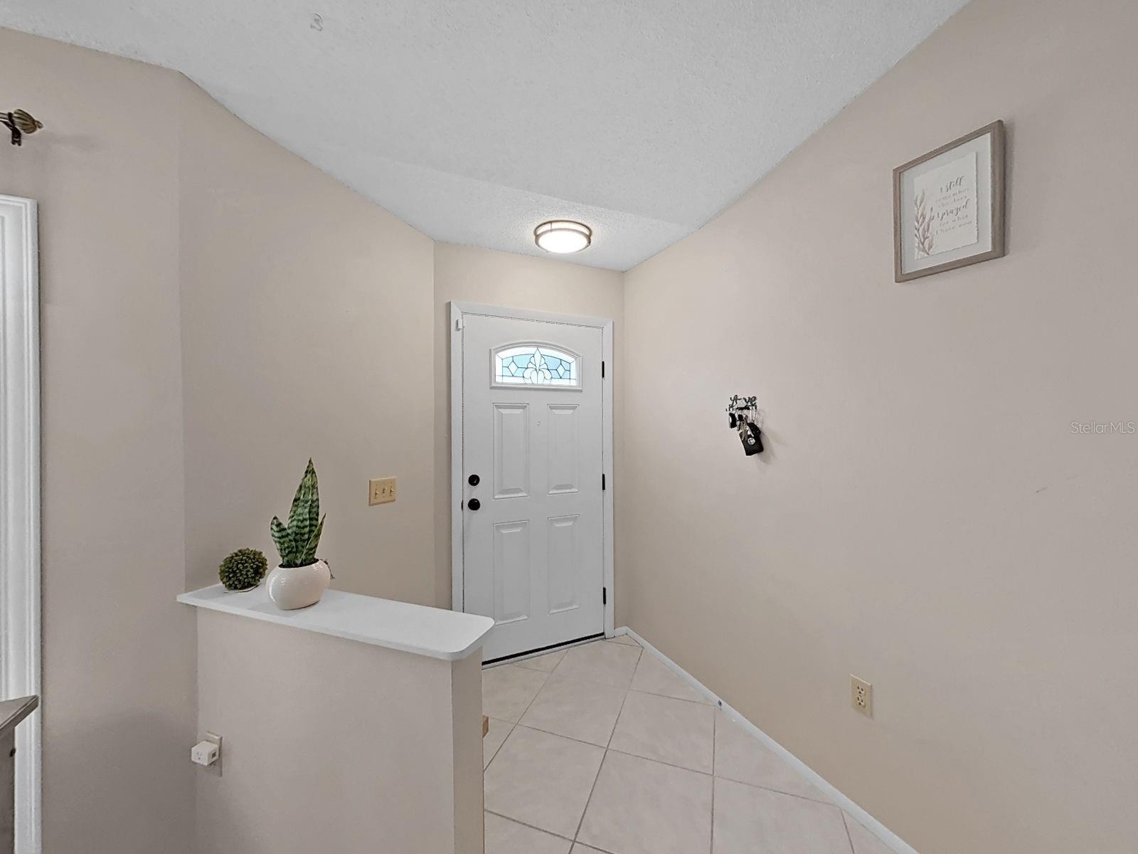 726 Stillview Cir Property Photo 7
