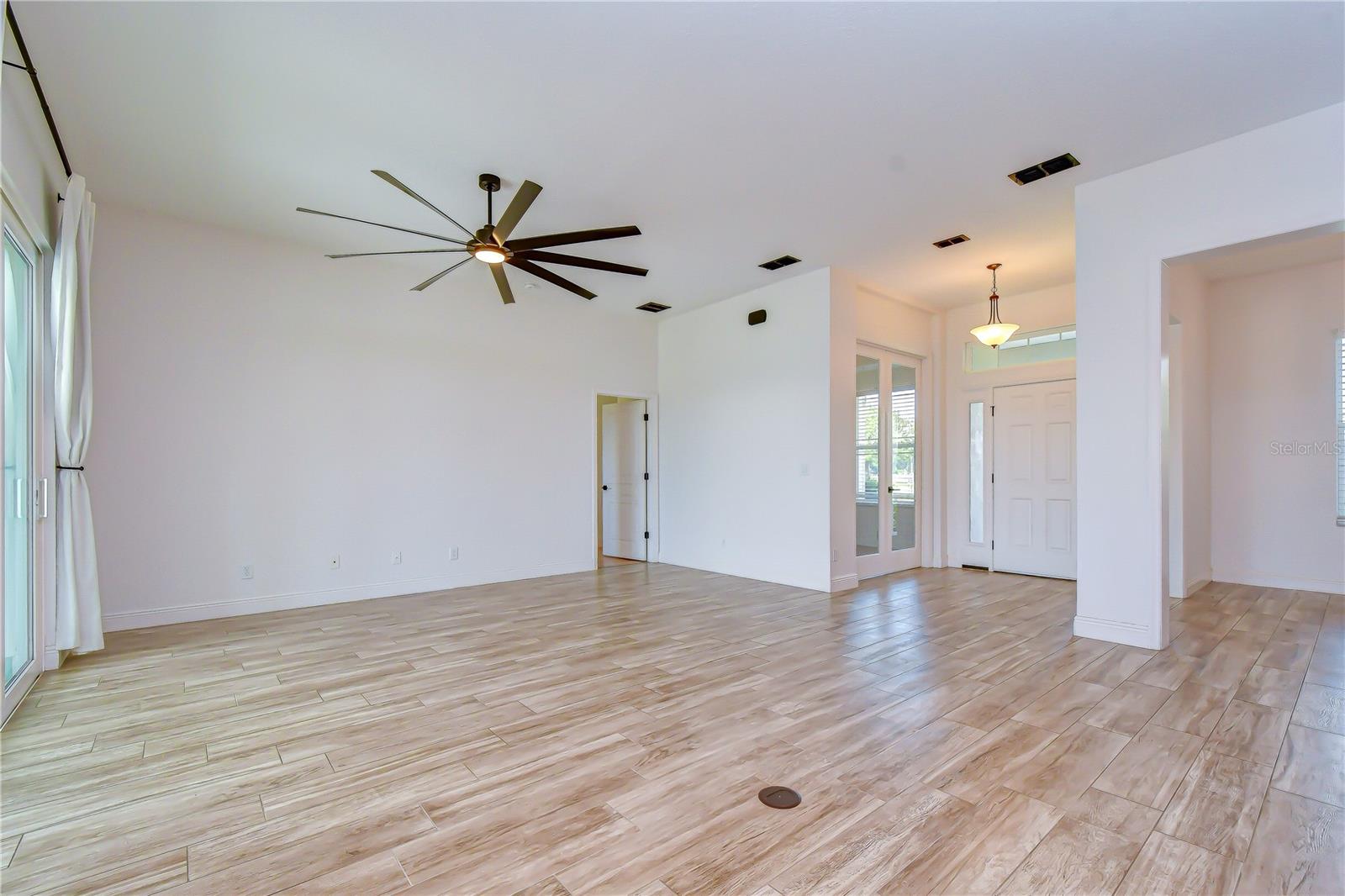 4008 Mcintosh Estates Ln Property Photo 14