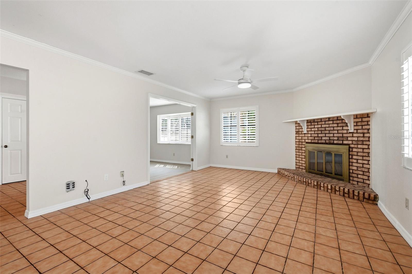 345 Bailey St Property Photo 13