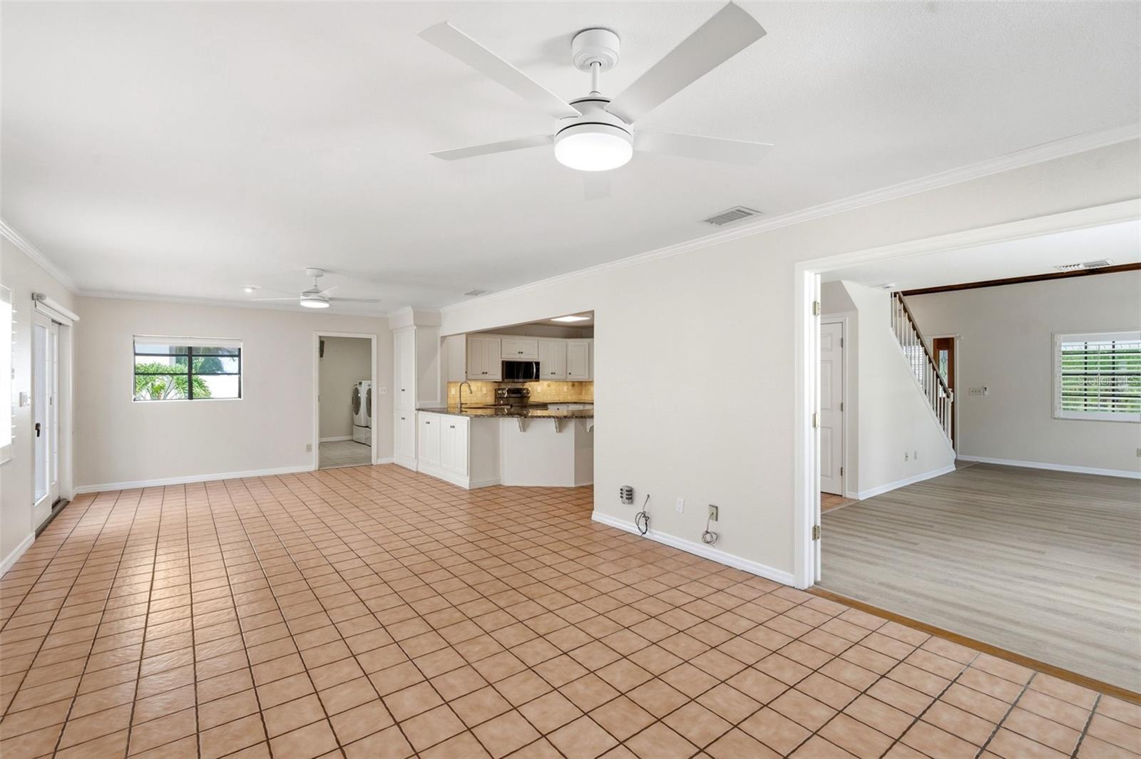 345 Bailey St Property Photo 14