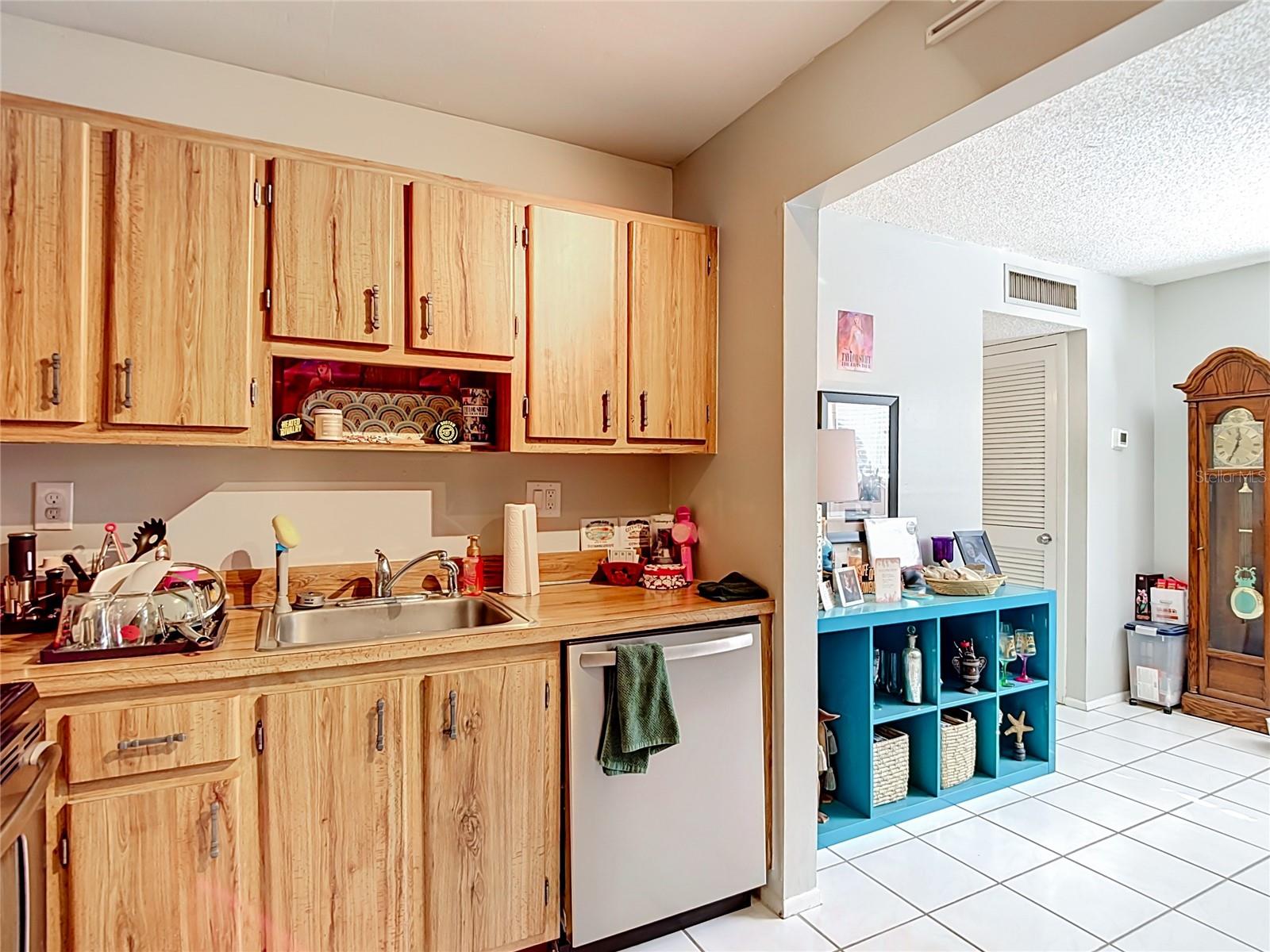 11805 Raintree Lake Ln #b Property Photo 18