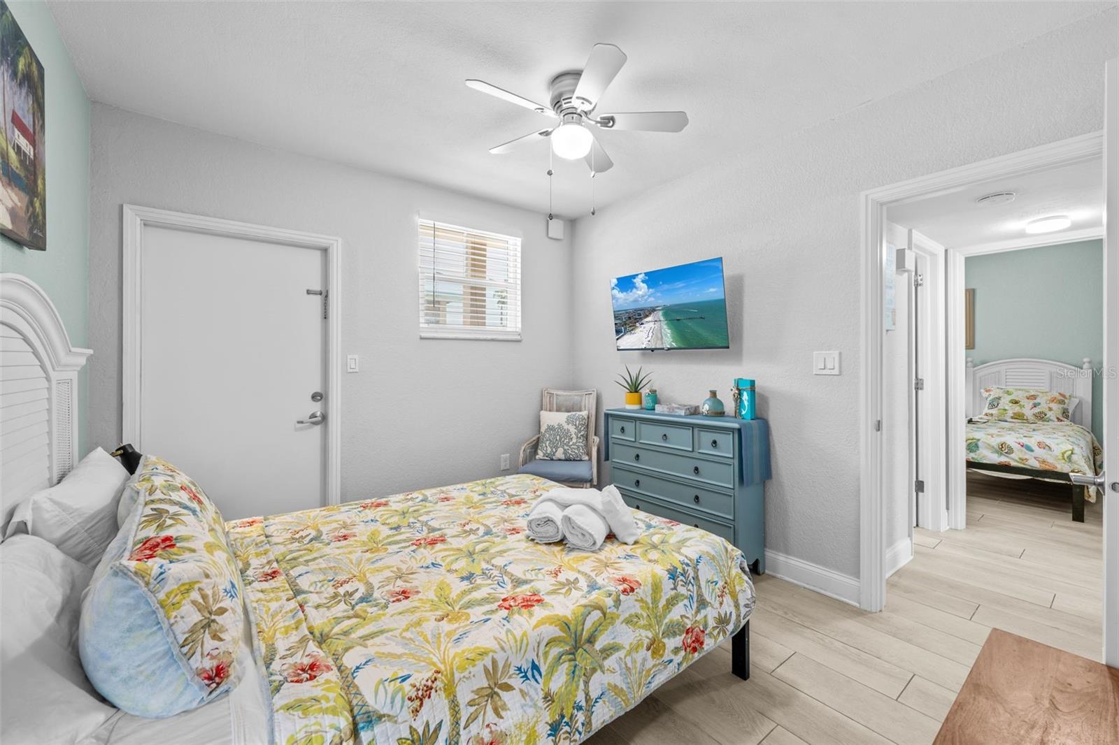 530 Mandalay Ave #106 Property Photo 15