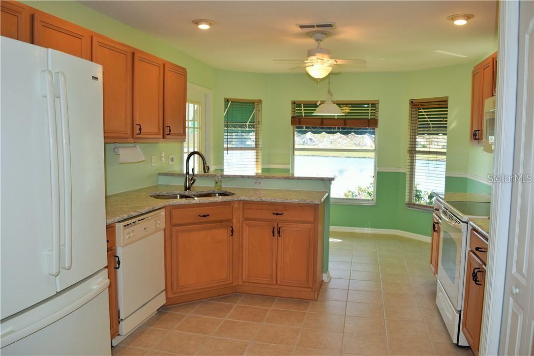 29530 Waggle Dr Property Photo 3