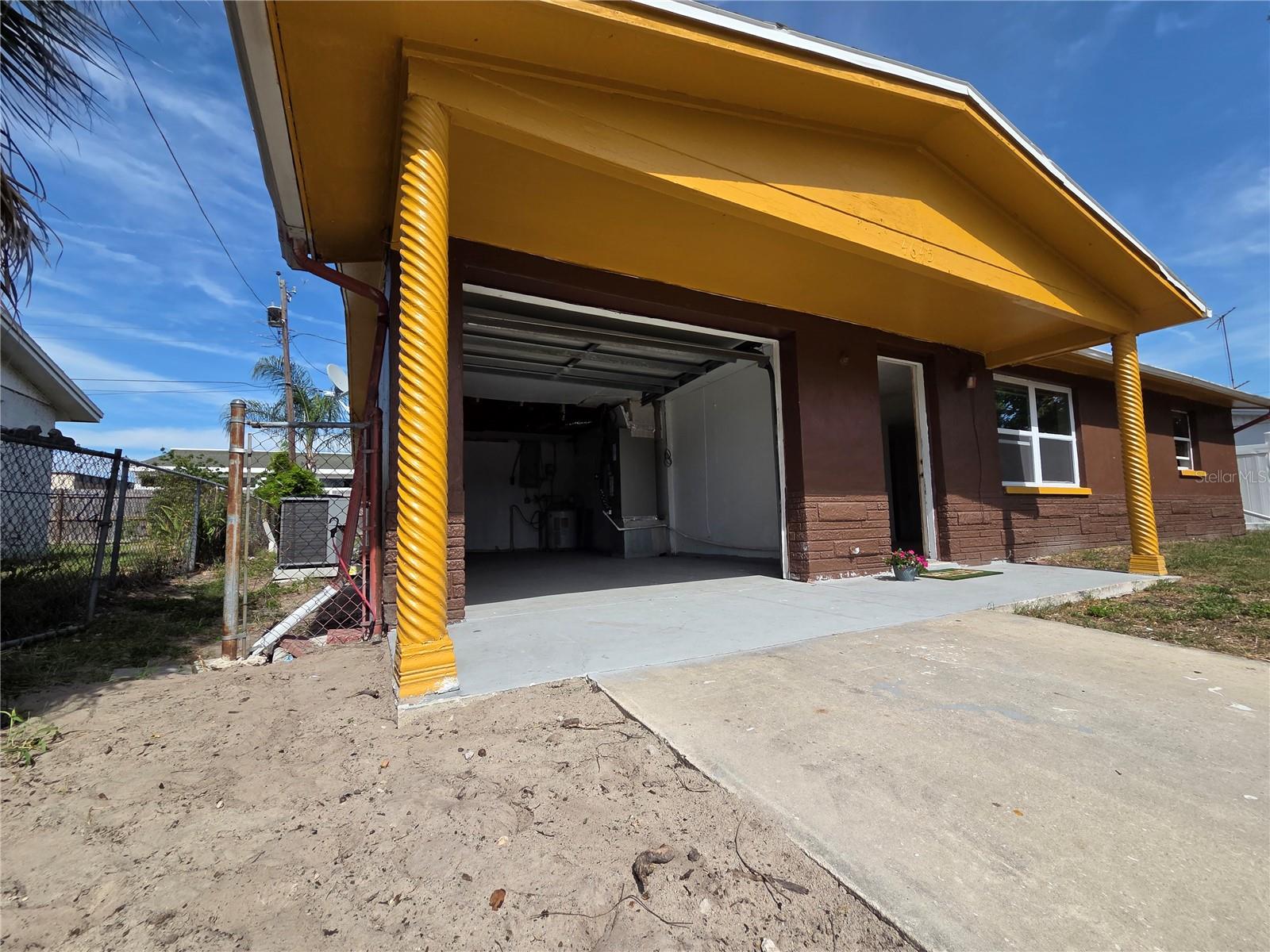 4645 Irene Loop Property Photo 2