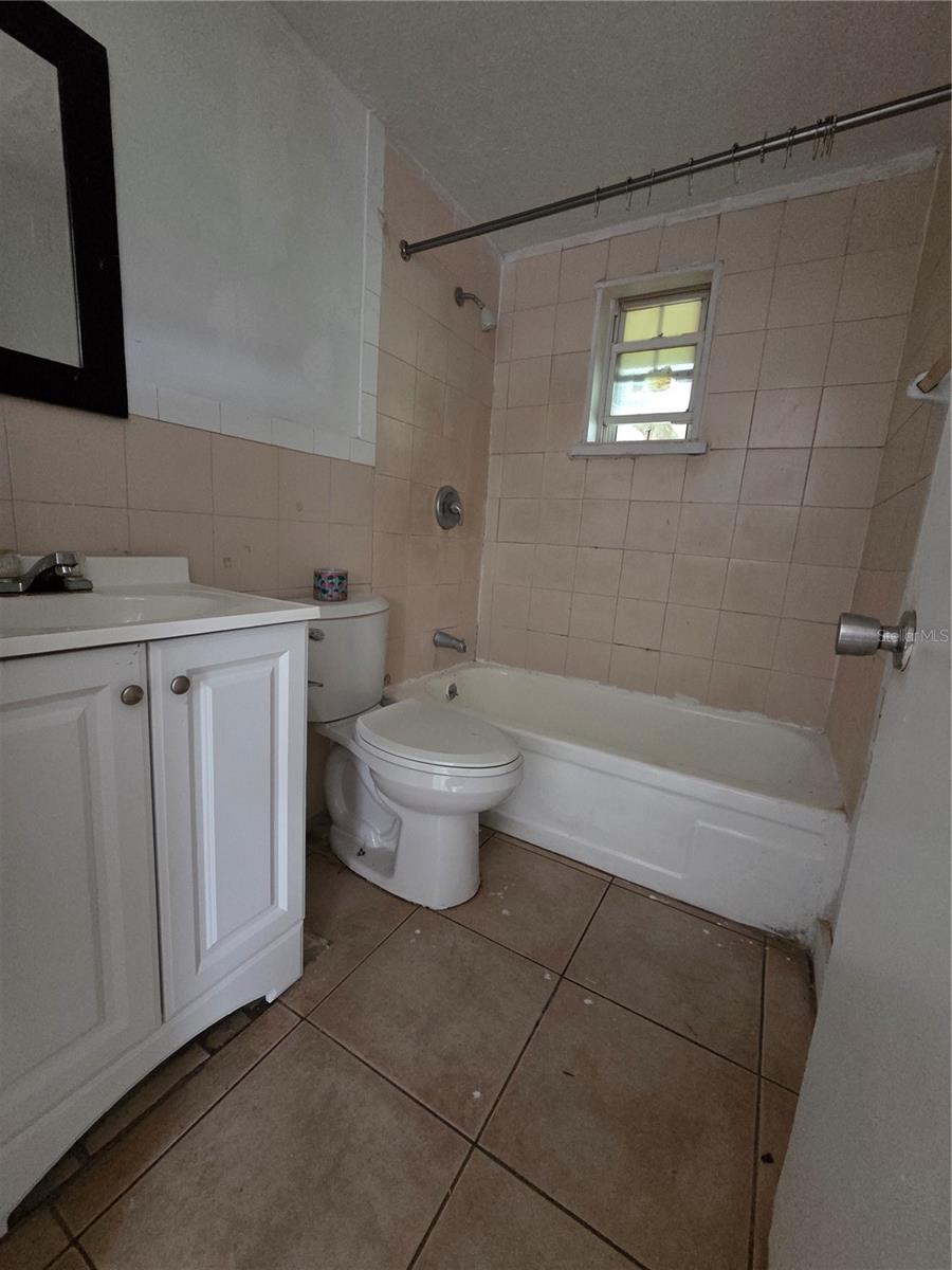 4645 Irene Loop Property Photo 10