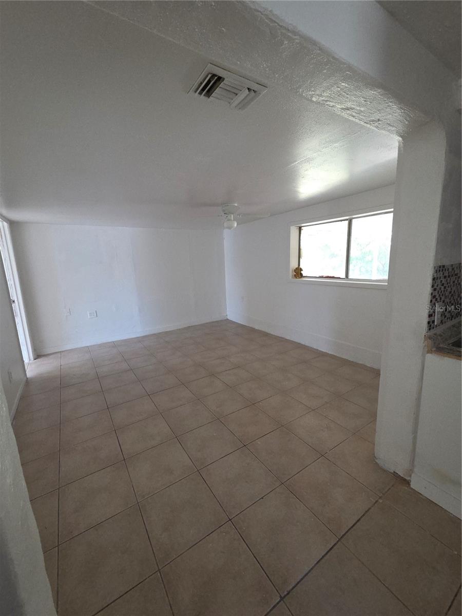 4645 Irene Loop Property Photo 12