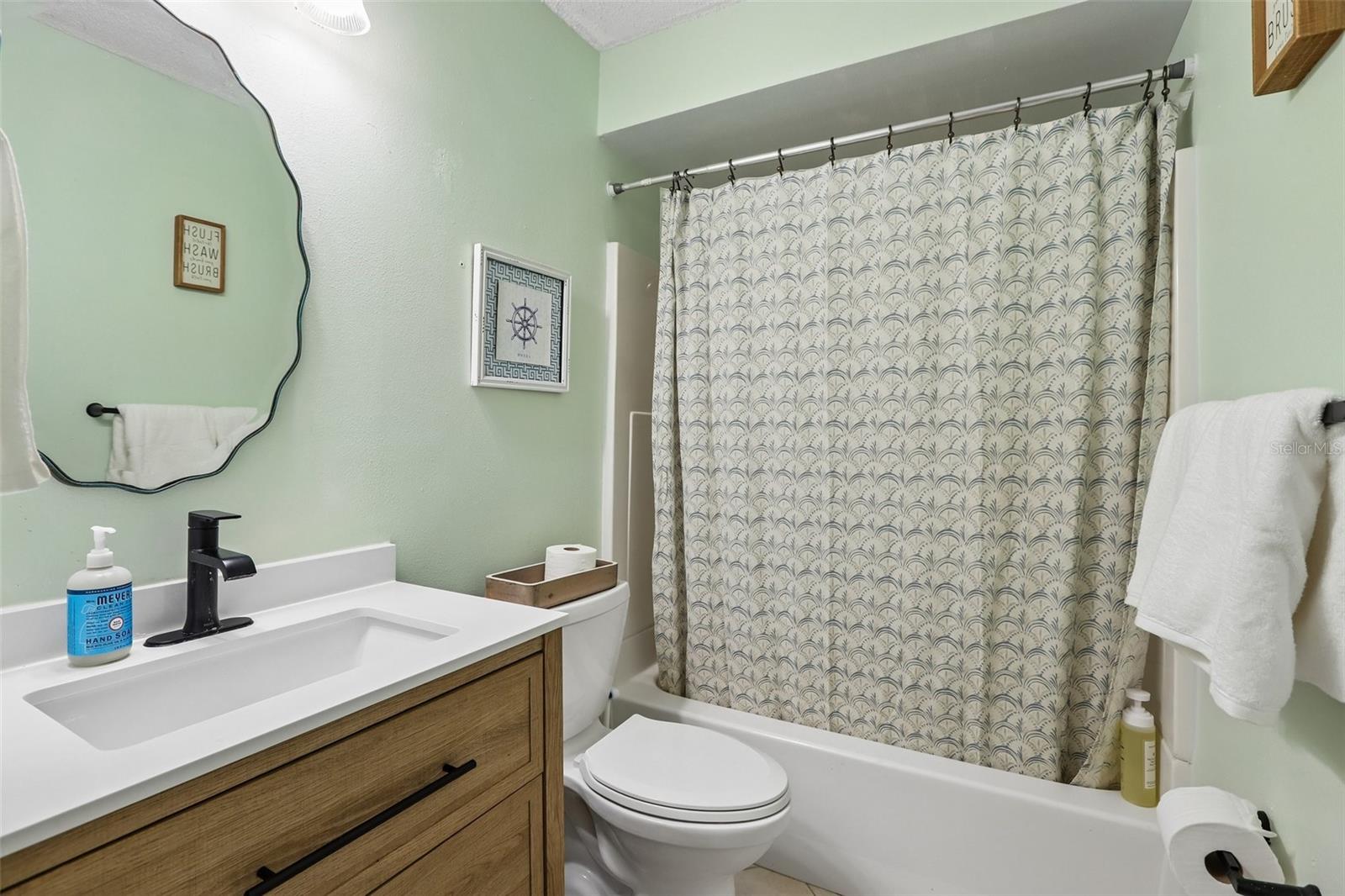 6805 Longpointe Way Property Photo 18