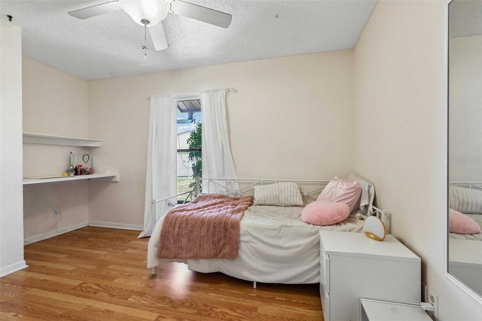 6805 Longpointe Way Property Photo 19