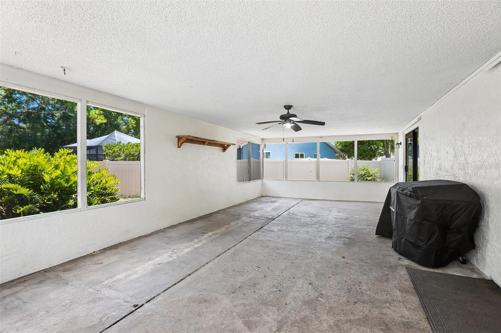 6805 Longpointe Way Property Photo 21
