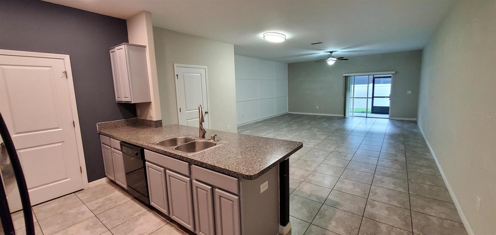 10422 Lake Montauk Dr Property Photo 6
