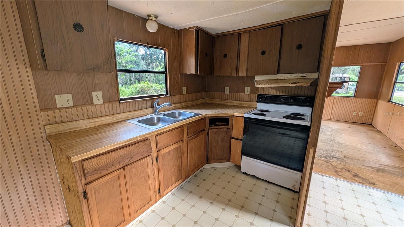 11310 W Yellow Oak Ln Property Photo 9