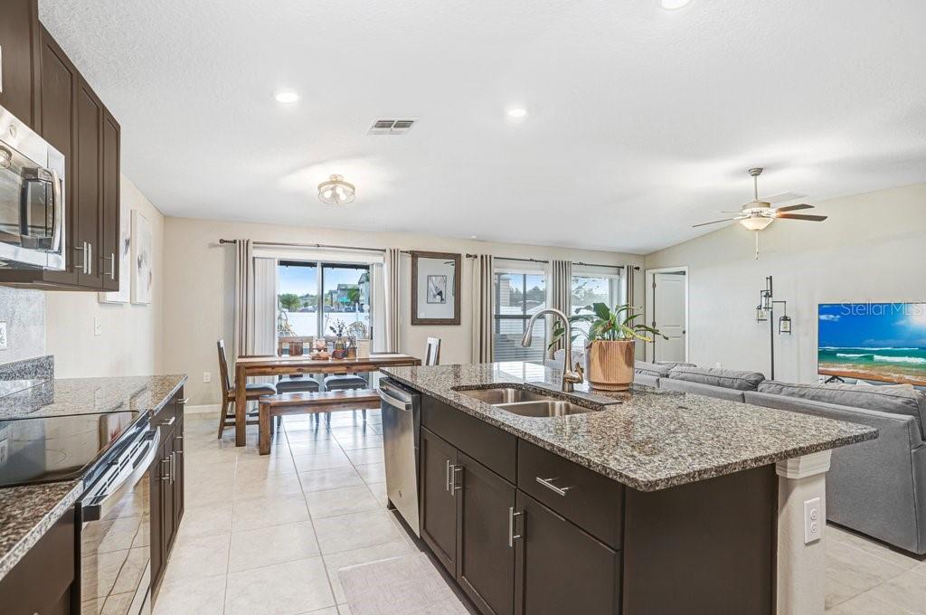 13630 Wild Ginger St Property Photo 19