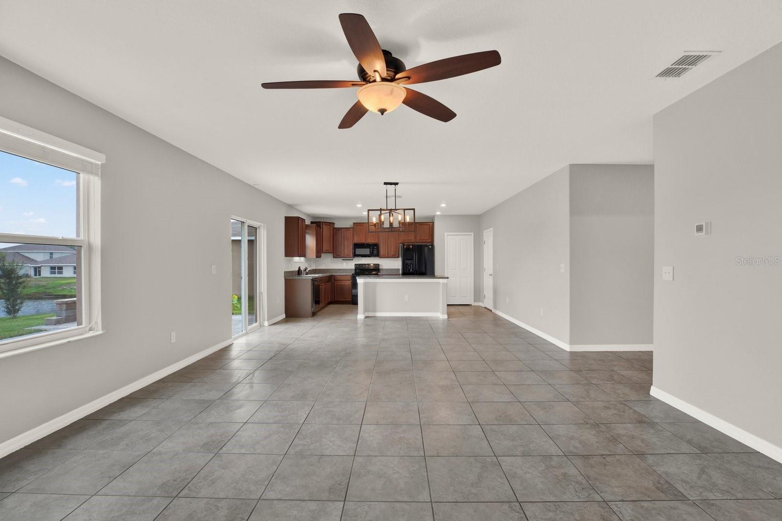 10109 Crested Fringe Dr Property Photo 21