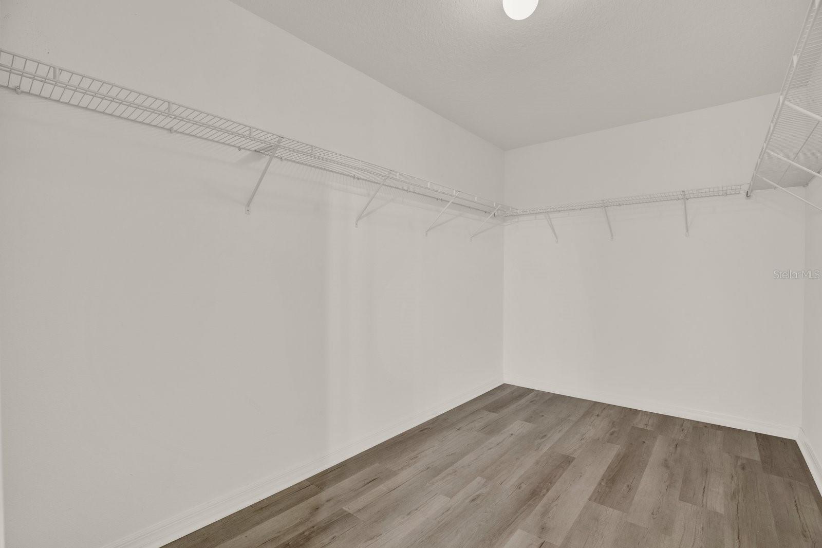 10109 Crested Fringe Dr Property Photo 24