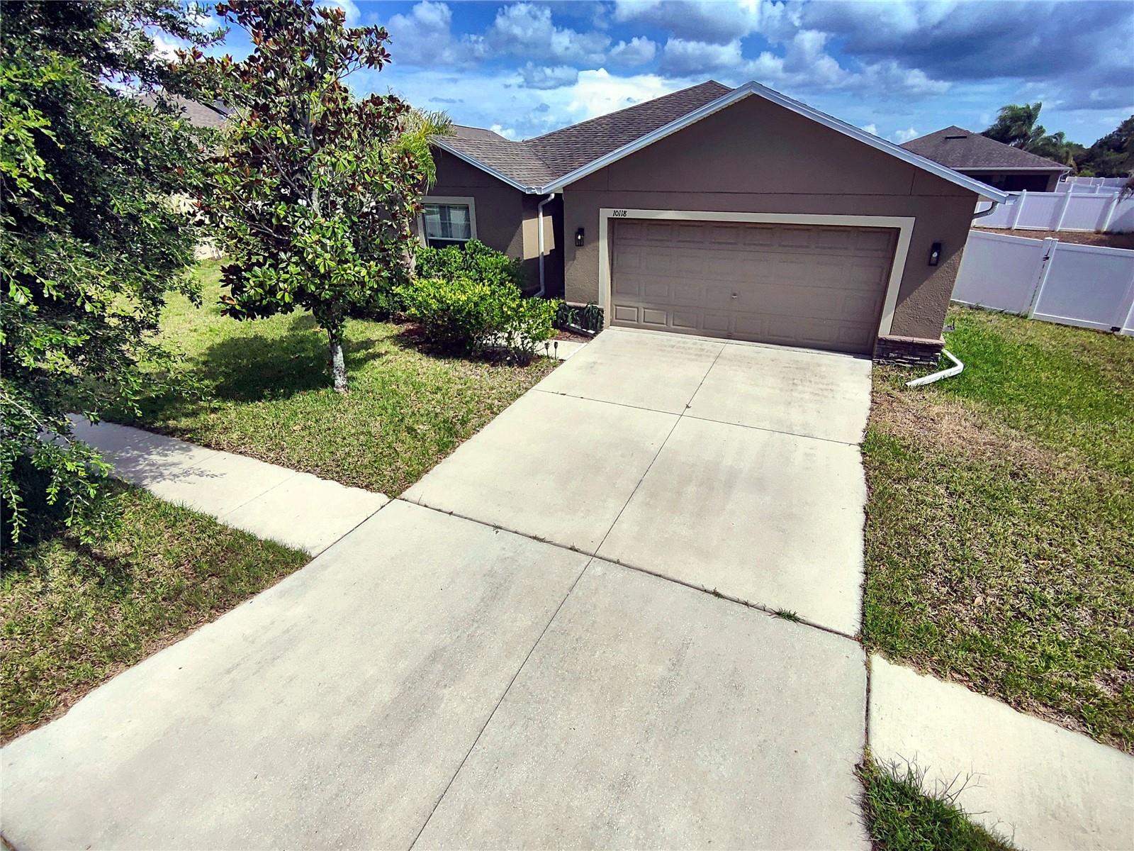 10118 Penwood Way Property Photo 4