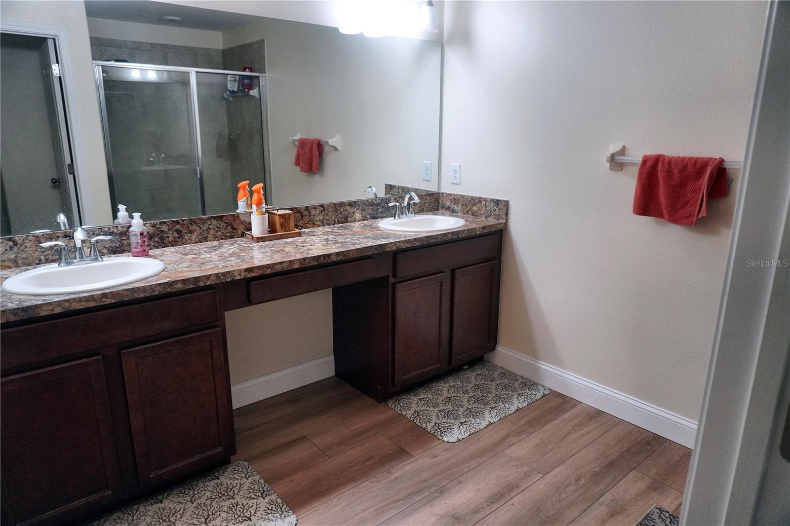 10118 Penwood Way Property Photo 18