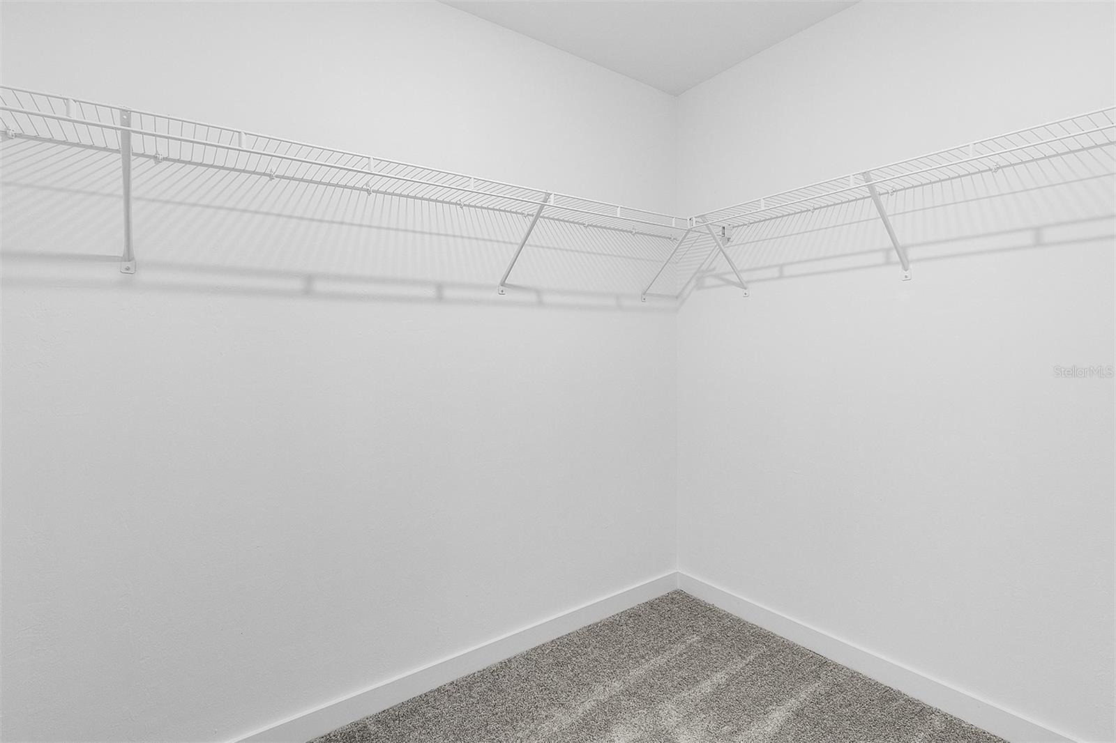 TB8521274 Property Photo 13