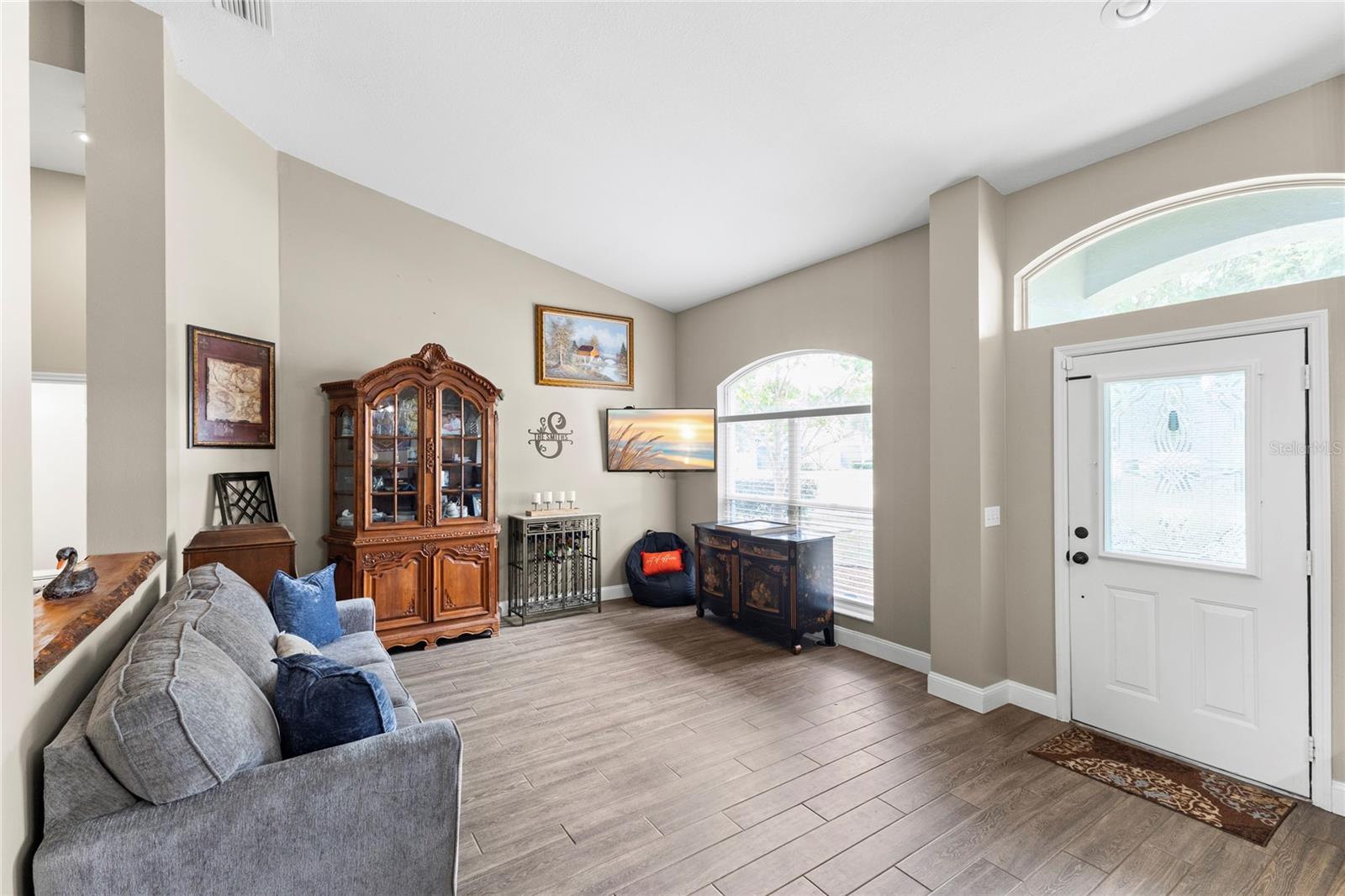 4038 Lithia Ridge Blvd Property Photo 11