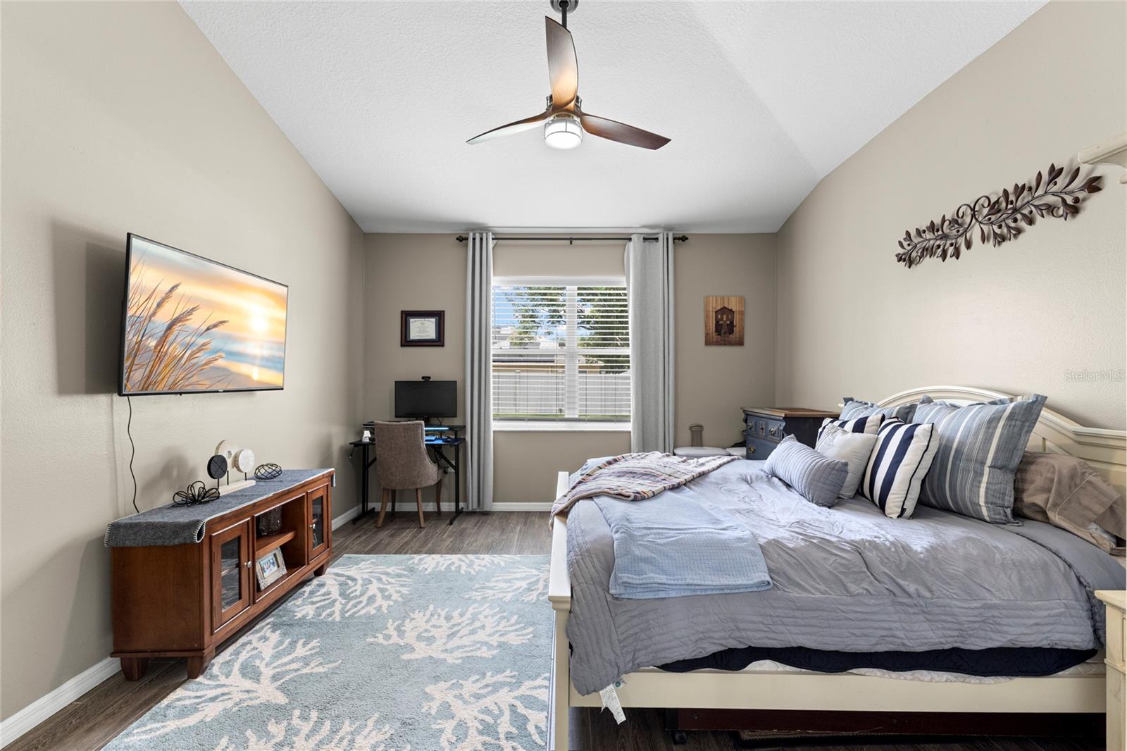4038 Lithia Ridge Blvd Property Photo 16
