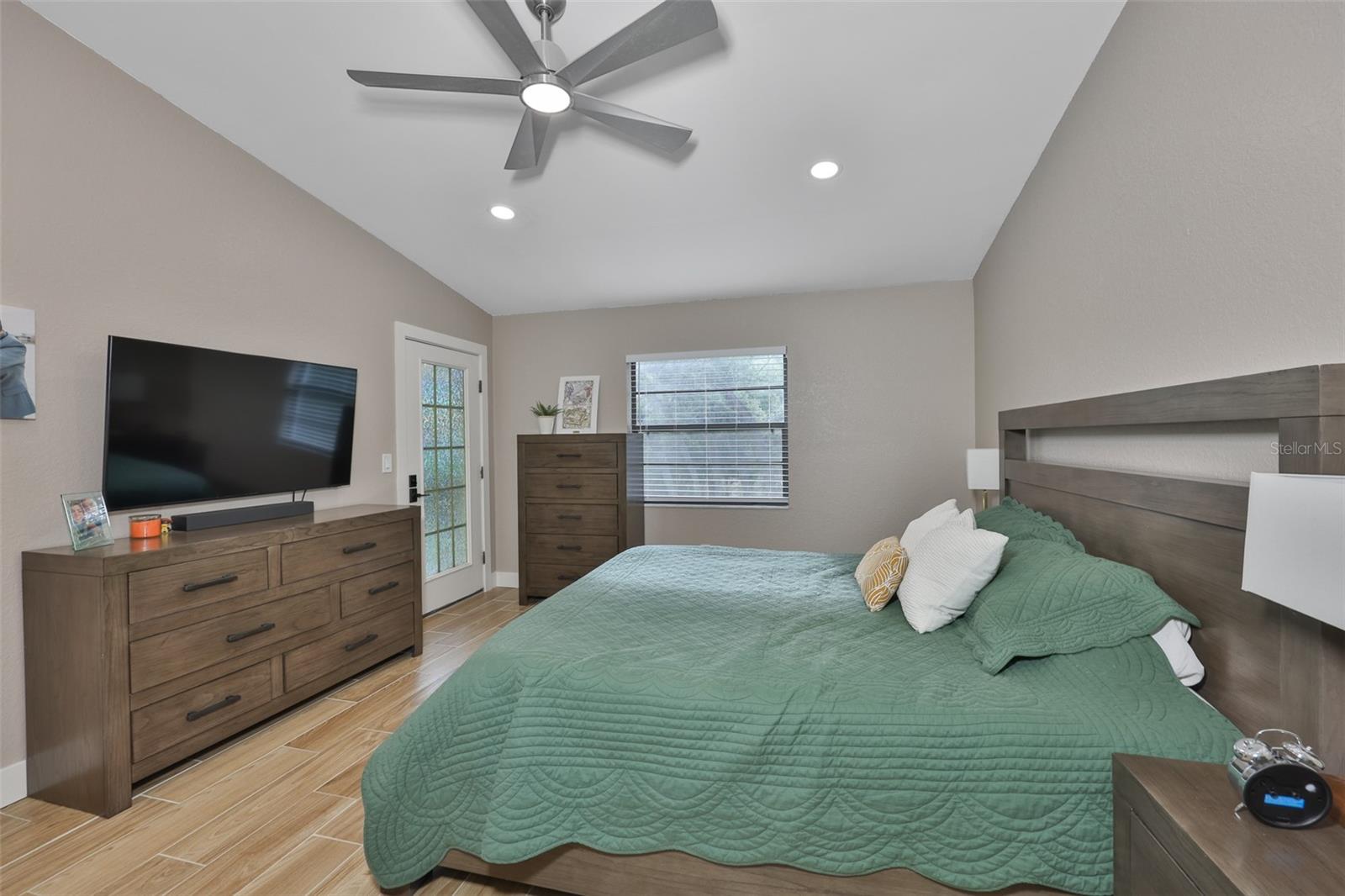 11800 Park Blvd #308 Property Photo 15