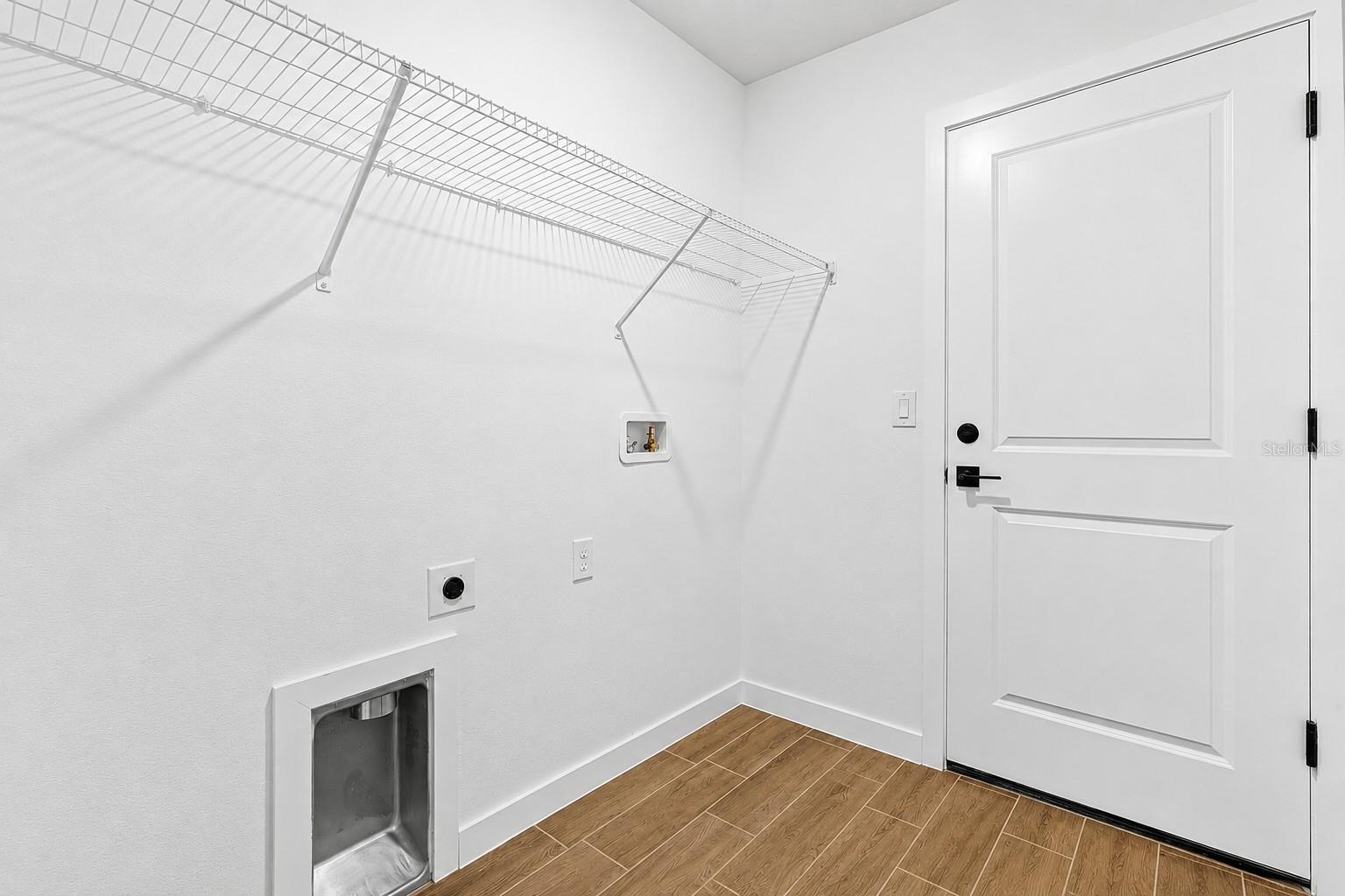 1447 Webster St Property Photo 20