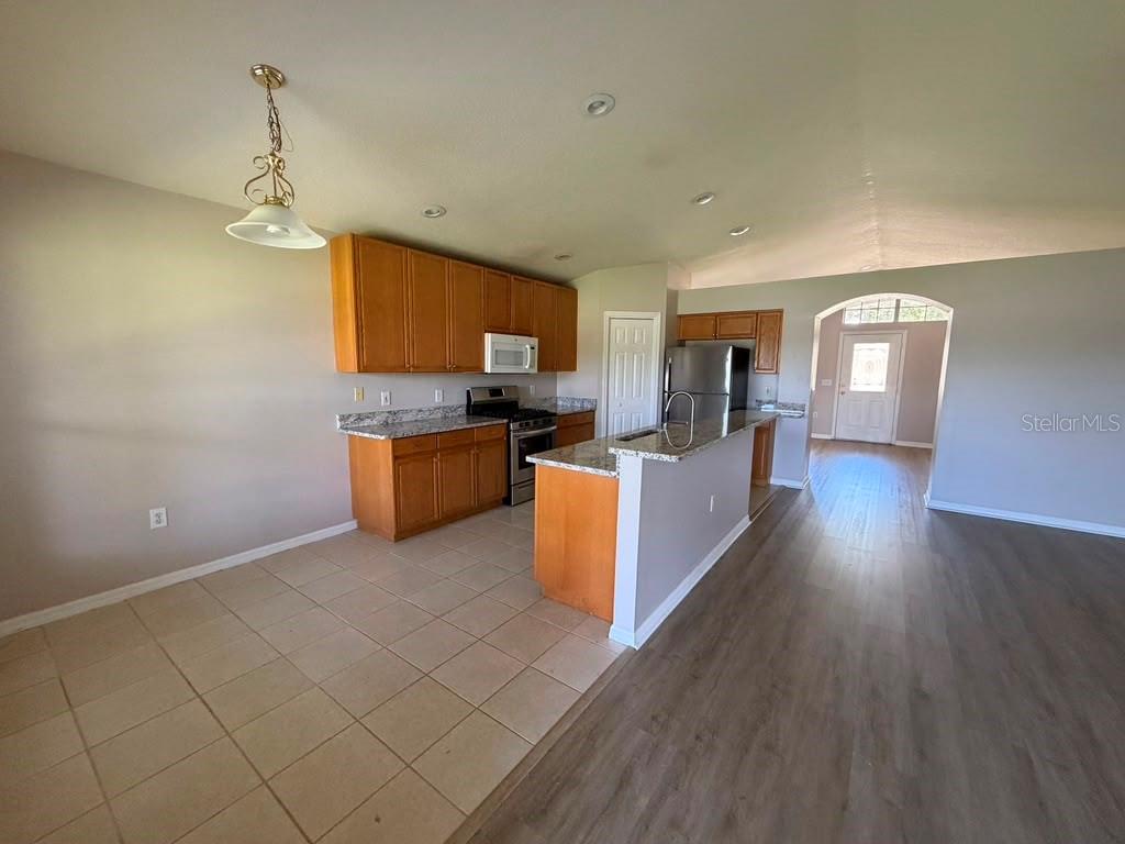 18014 Arbor Crest Dr Property Photo 14