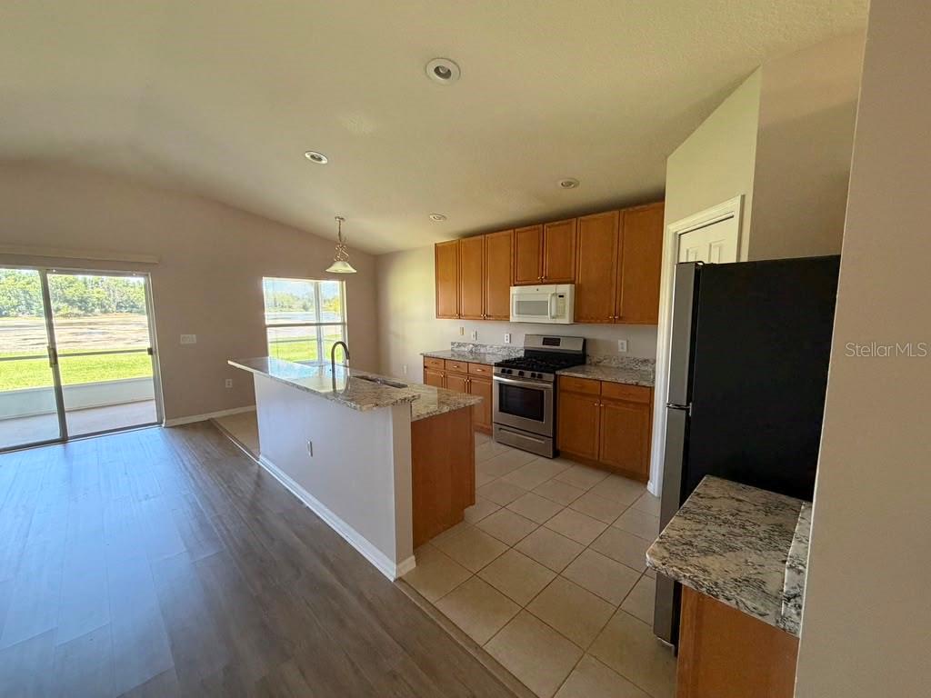 18014 Arbor Crest Dr Property Photo 17