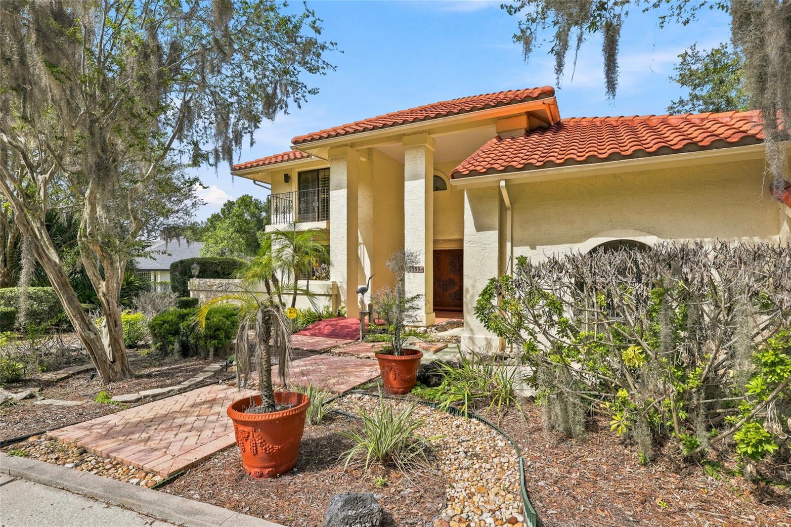 5359 Saddlebrook Way Property Photo 3