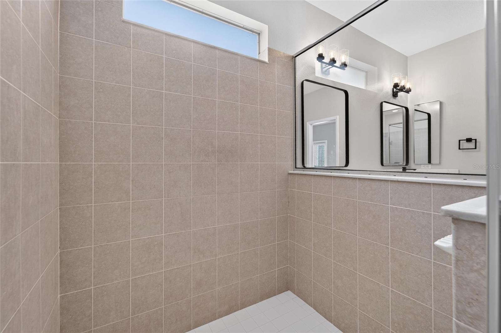 21744 Waverly Shores Ln Property Photo 19