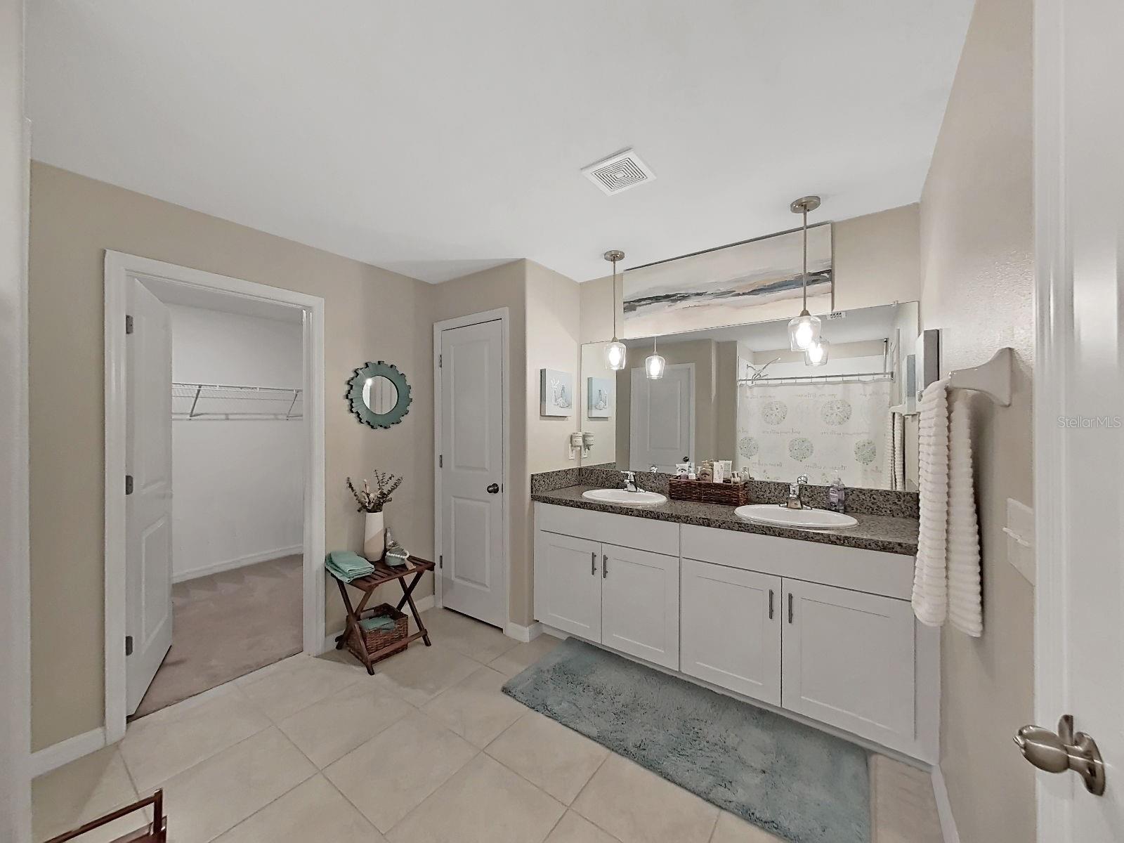 5413 Blue Azure Dr Property Photo 35