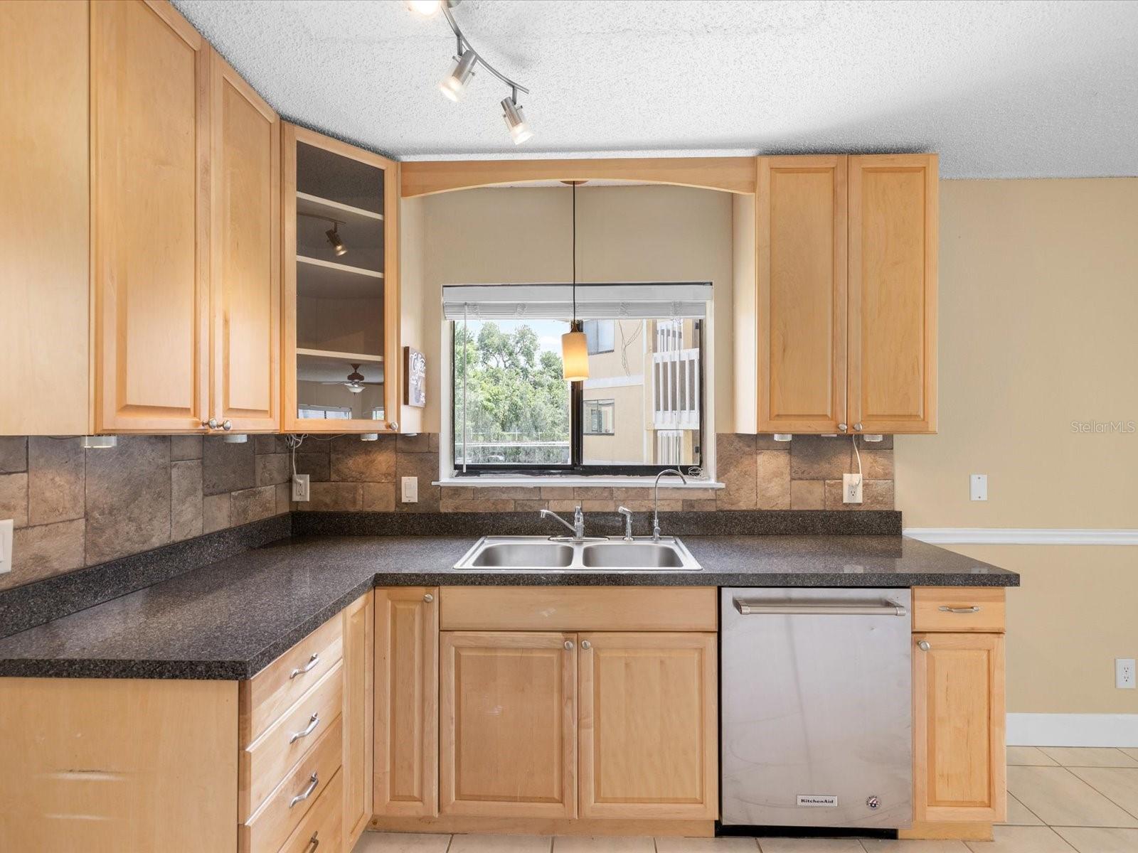 1550 S Belcher Rd #421 Property Photo 6