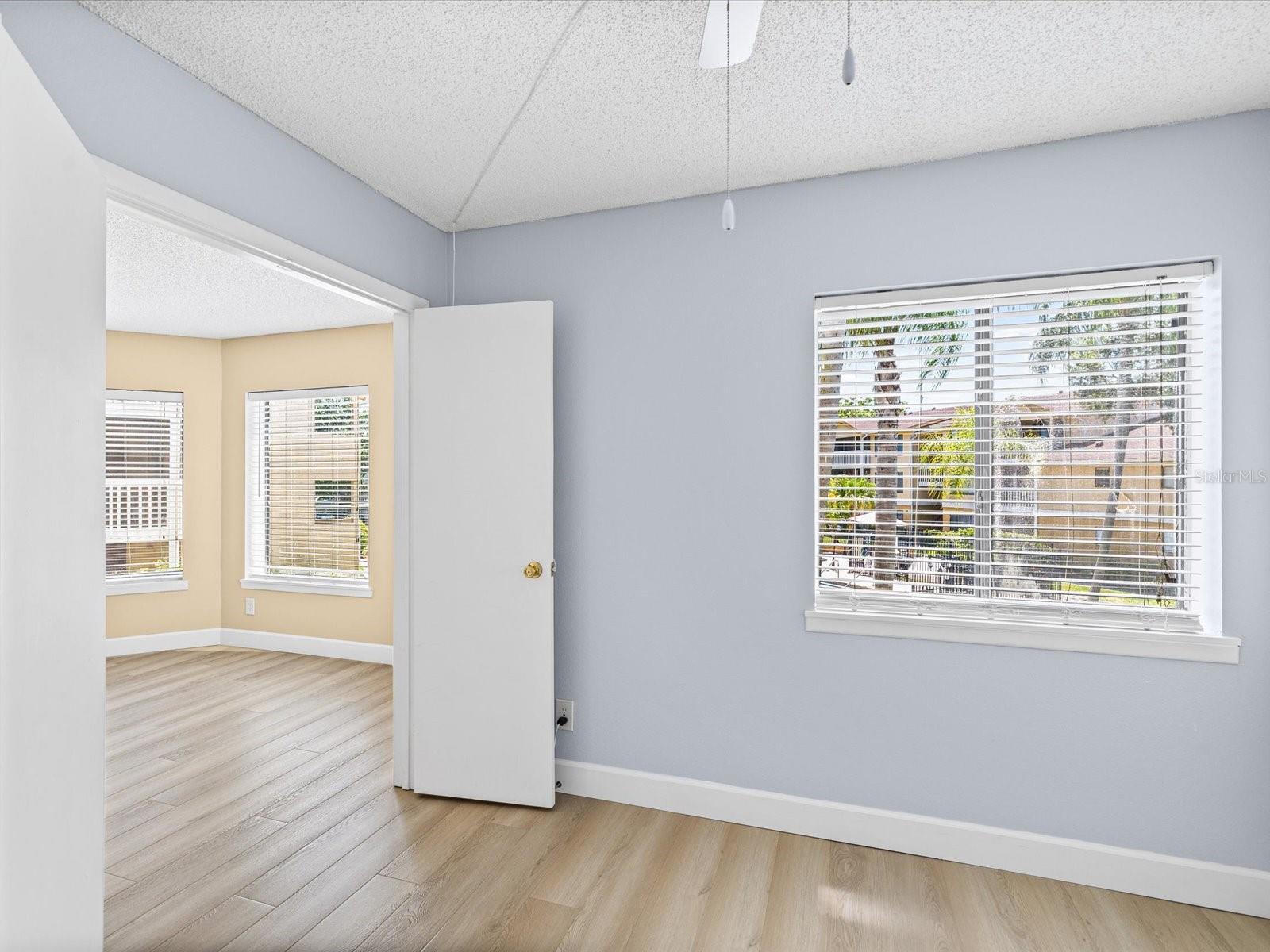 1550 S Belcher Rd #421 Property Photo 32