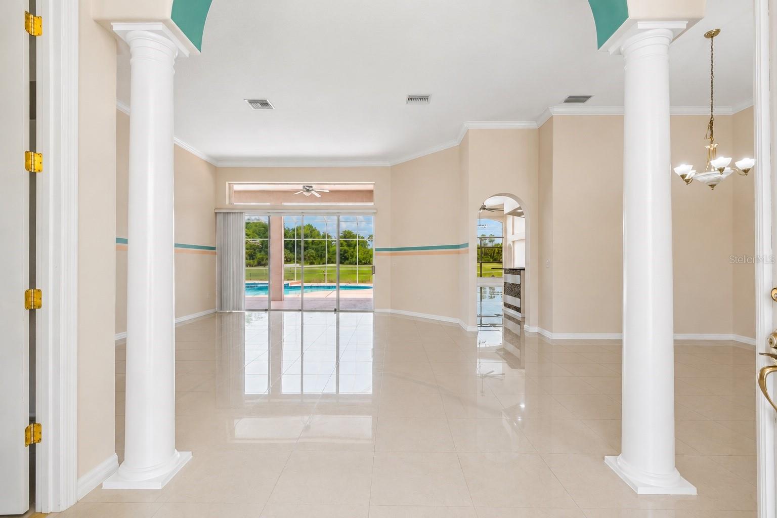 18107 Emerald Bay St Property Photo 8