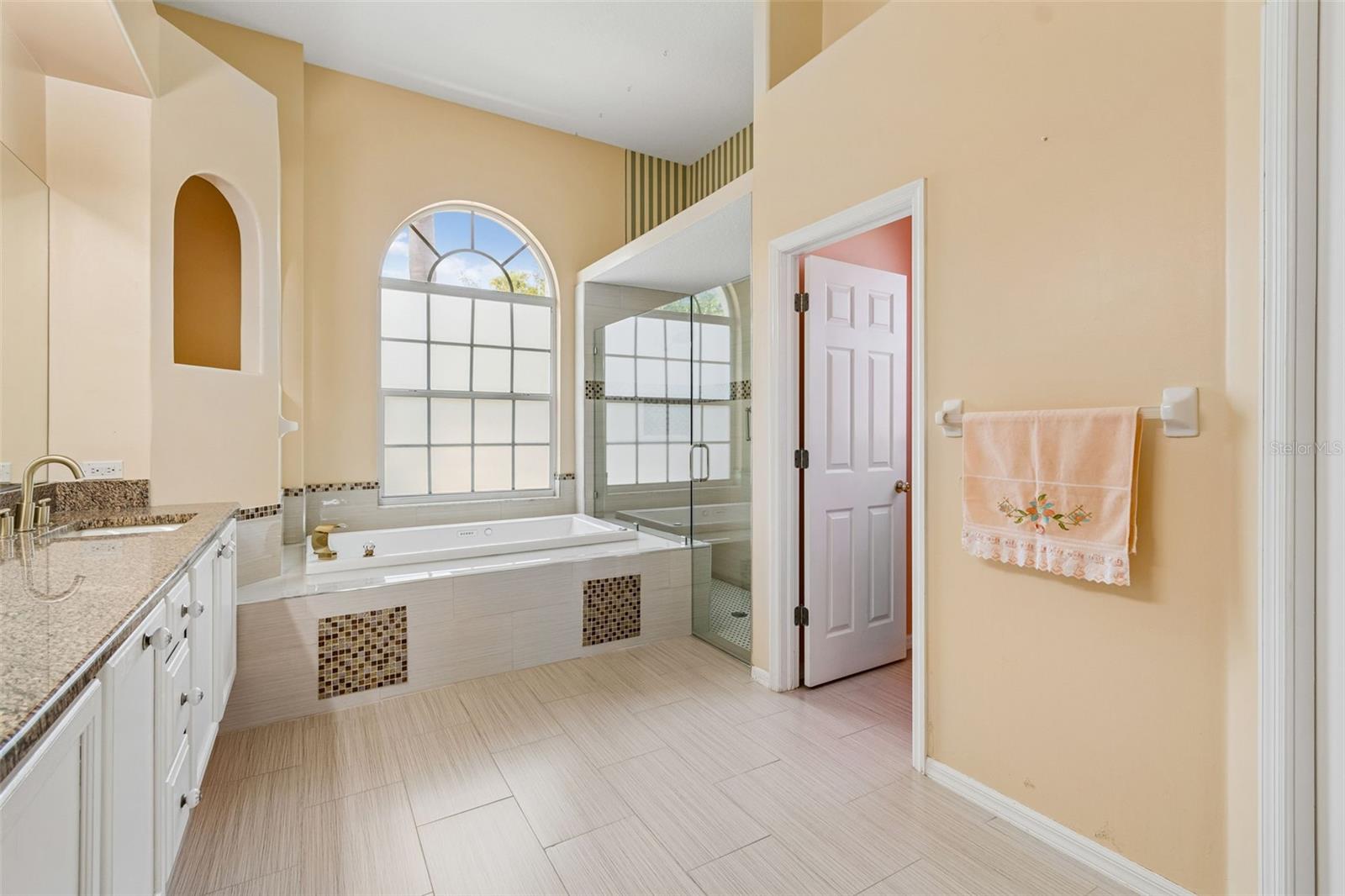 18107 Emerald Bay St Property Photo 26