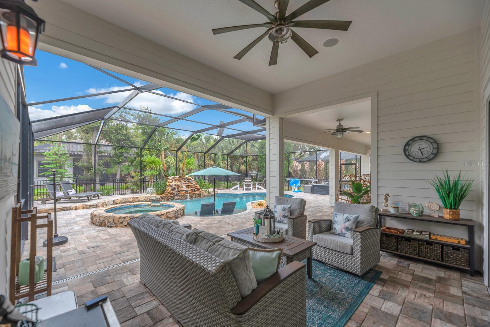 5202 Alafia Falls Dr Property Photo 38