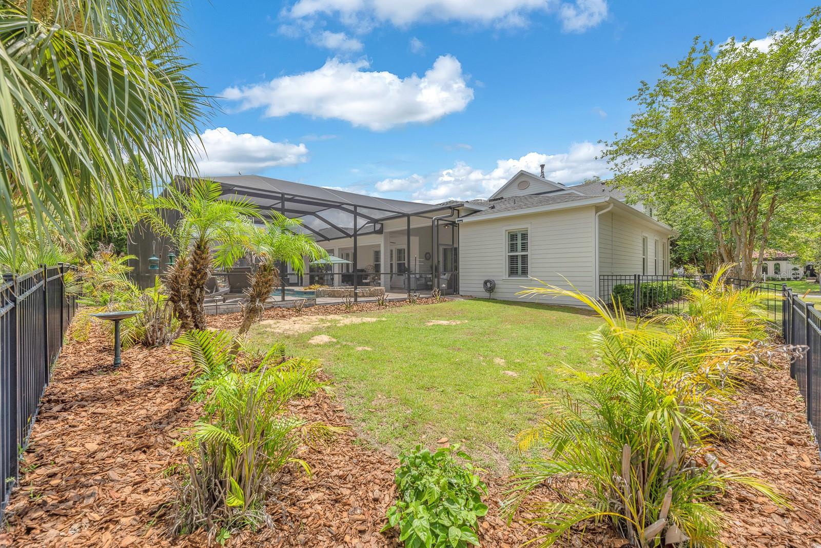 5202 Alafia Falls Dr Property Photo 48