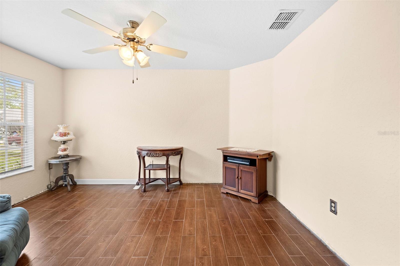 8053 Timberlake Ave Property Photo 12